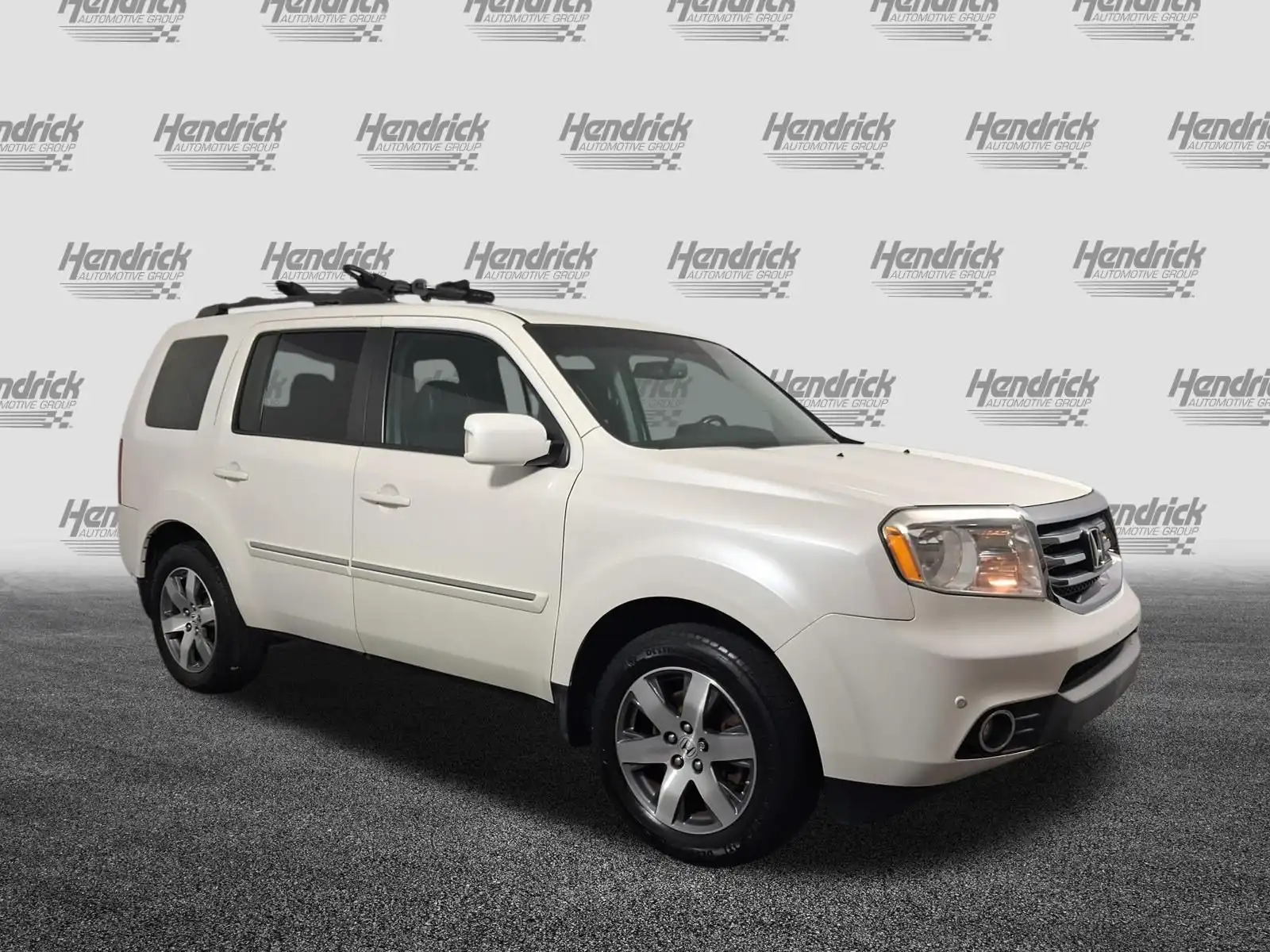 2013 Honda Pilot Touring w/ NAVI and RES's photo