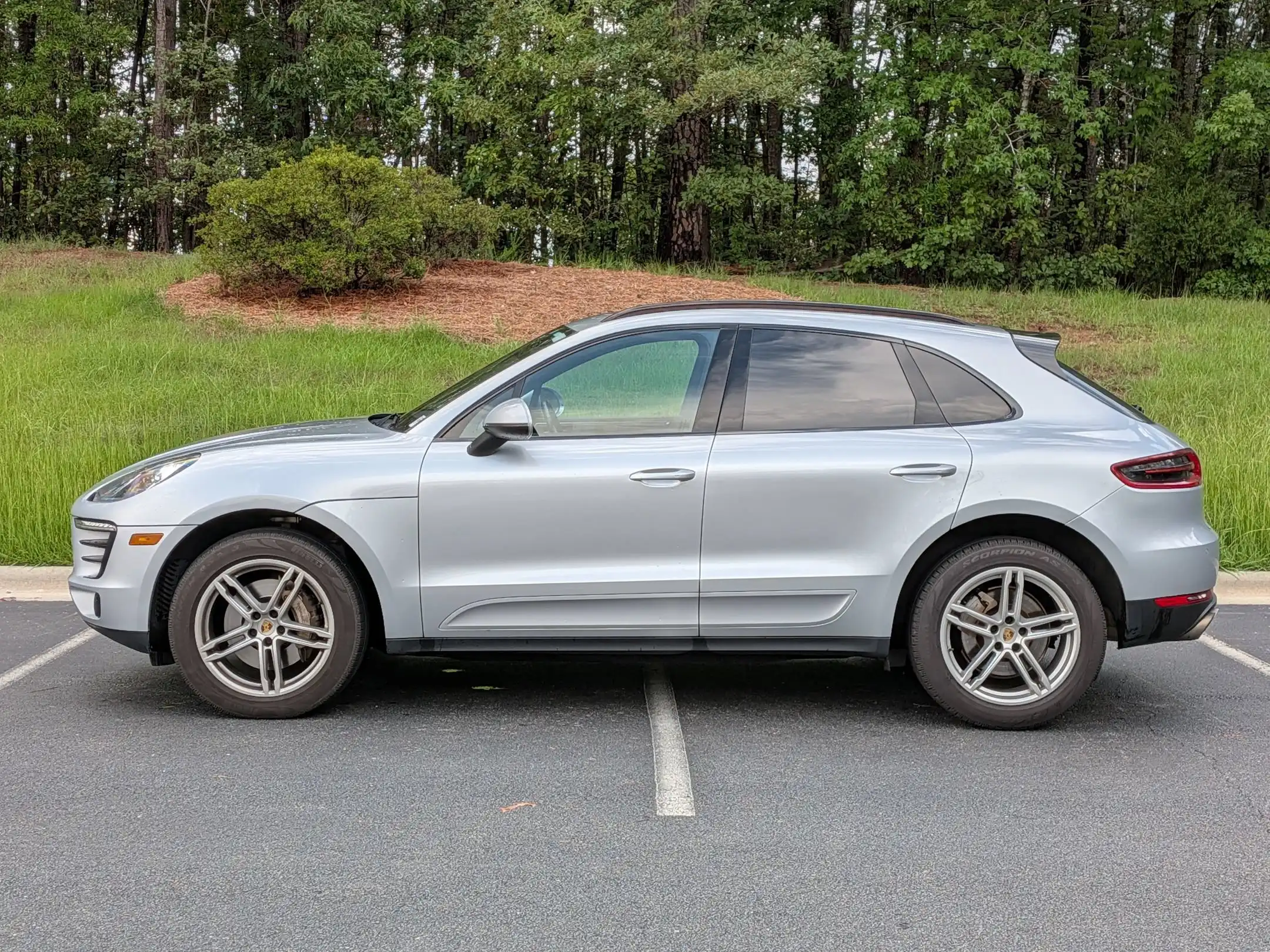 2018 Porsche Macan S's photo