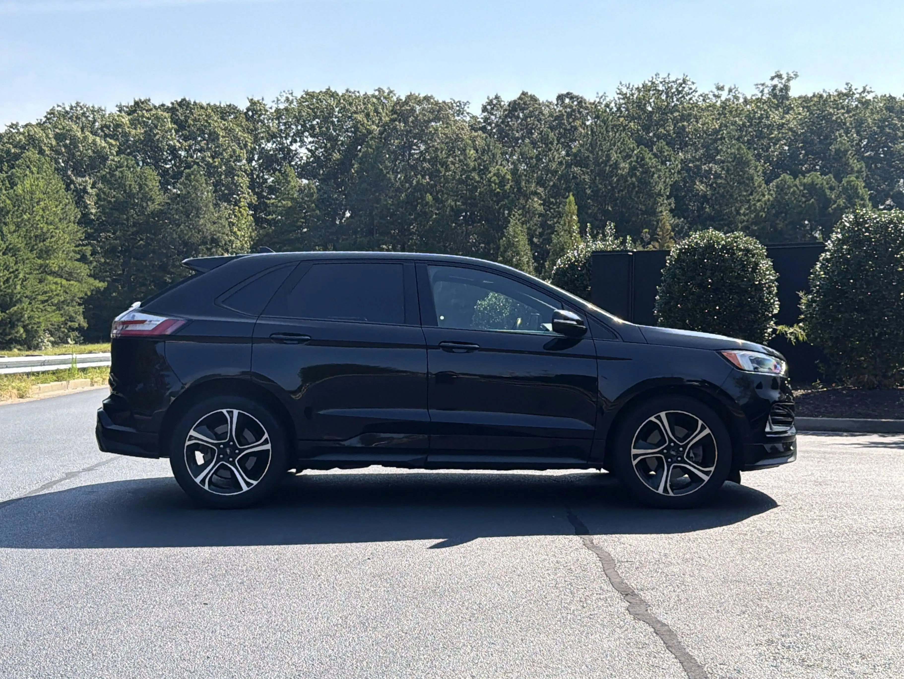2020 Ford Edge ST AWD photo 4