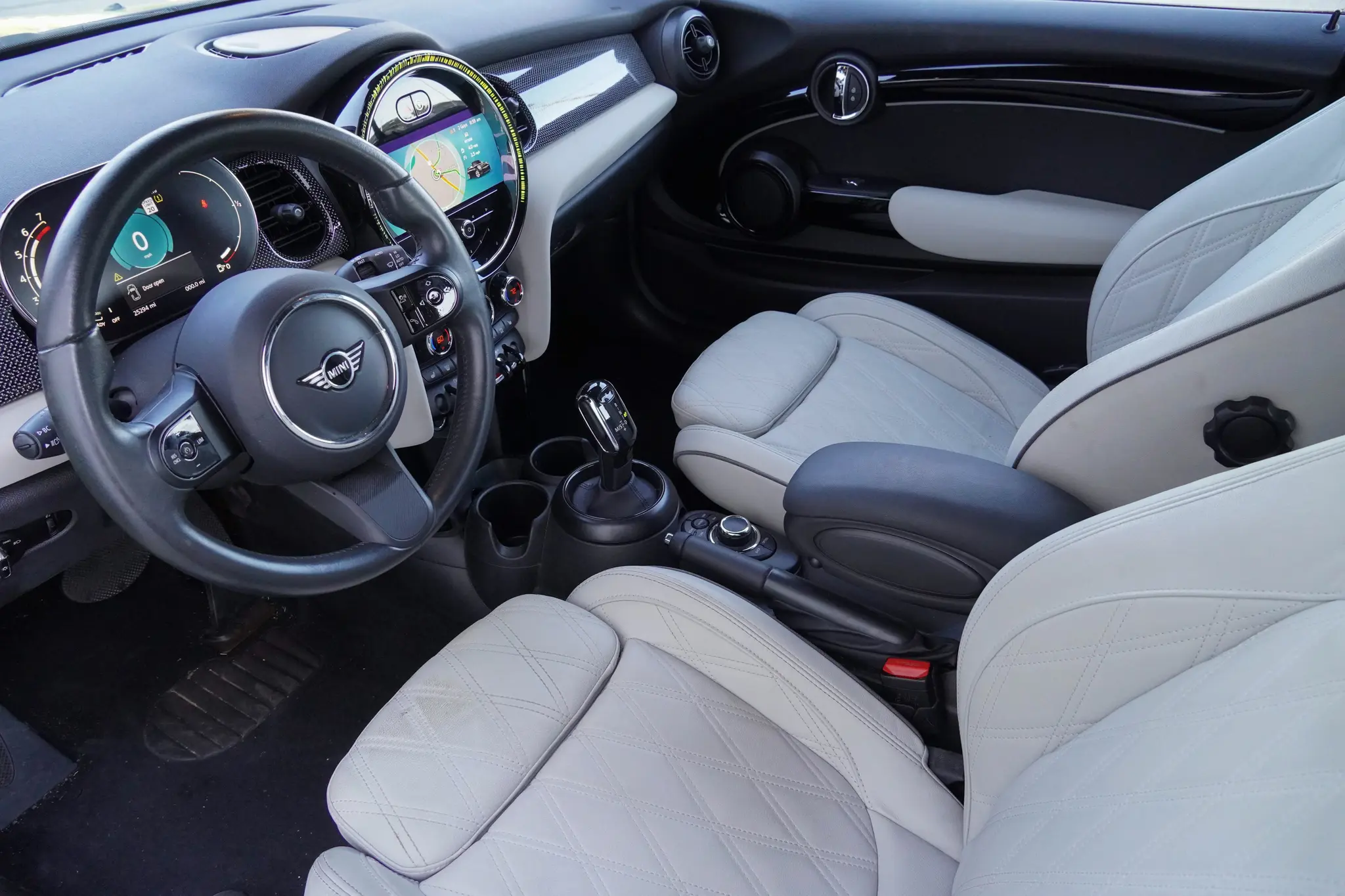2024 MINI Convertible Cooper photo 5