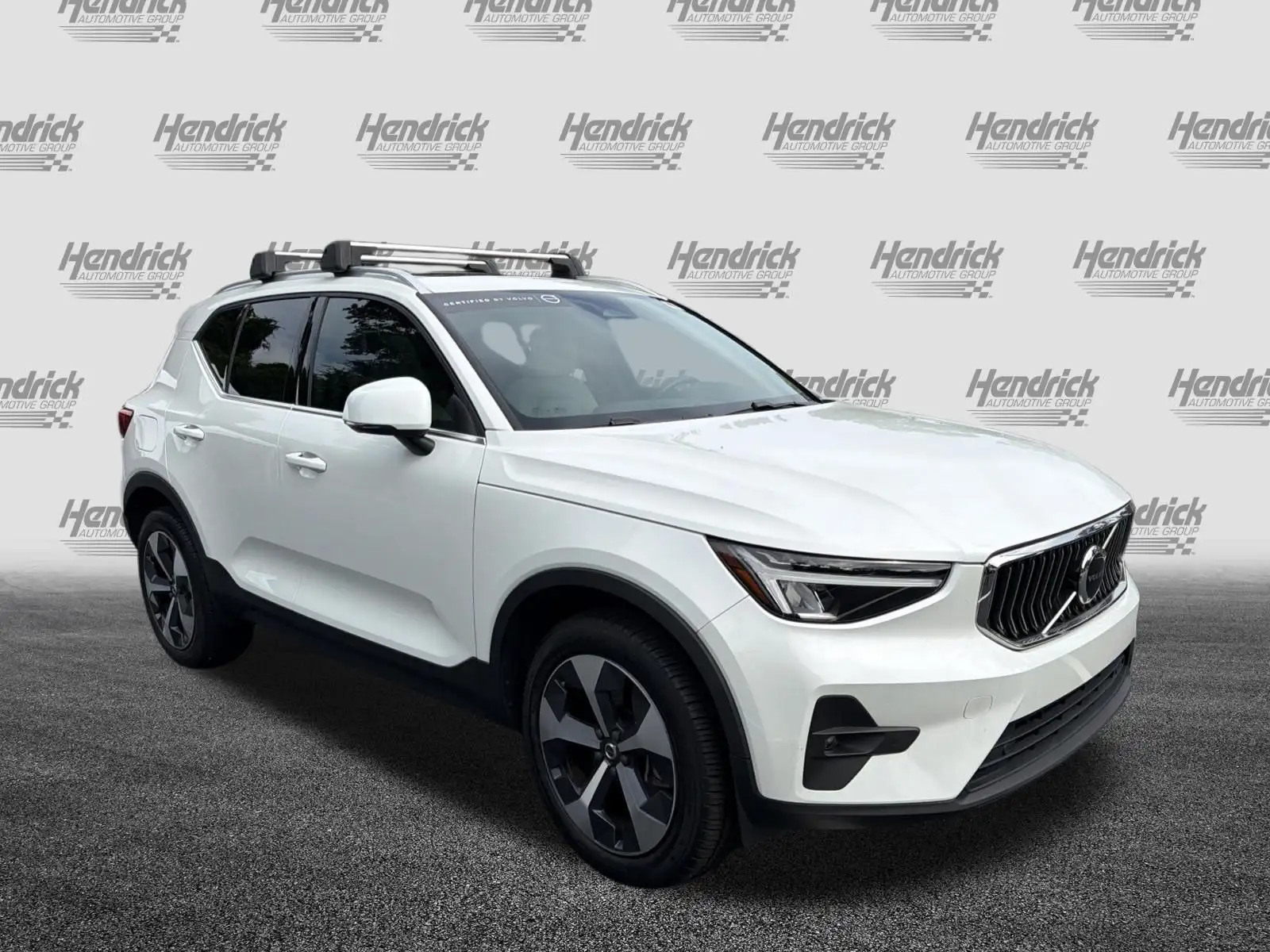 2023 Volvo XC40 B5 Plus Bright AWD's photo