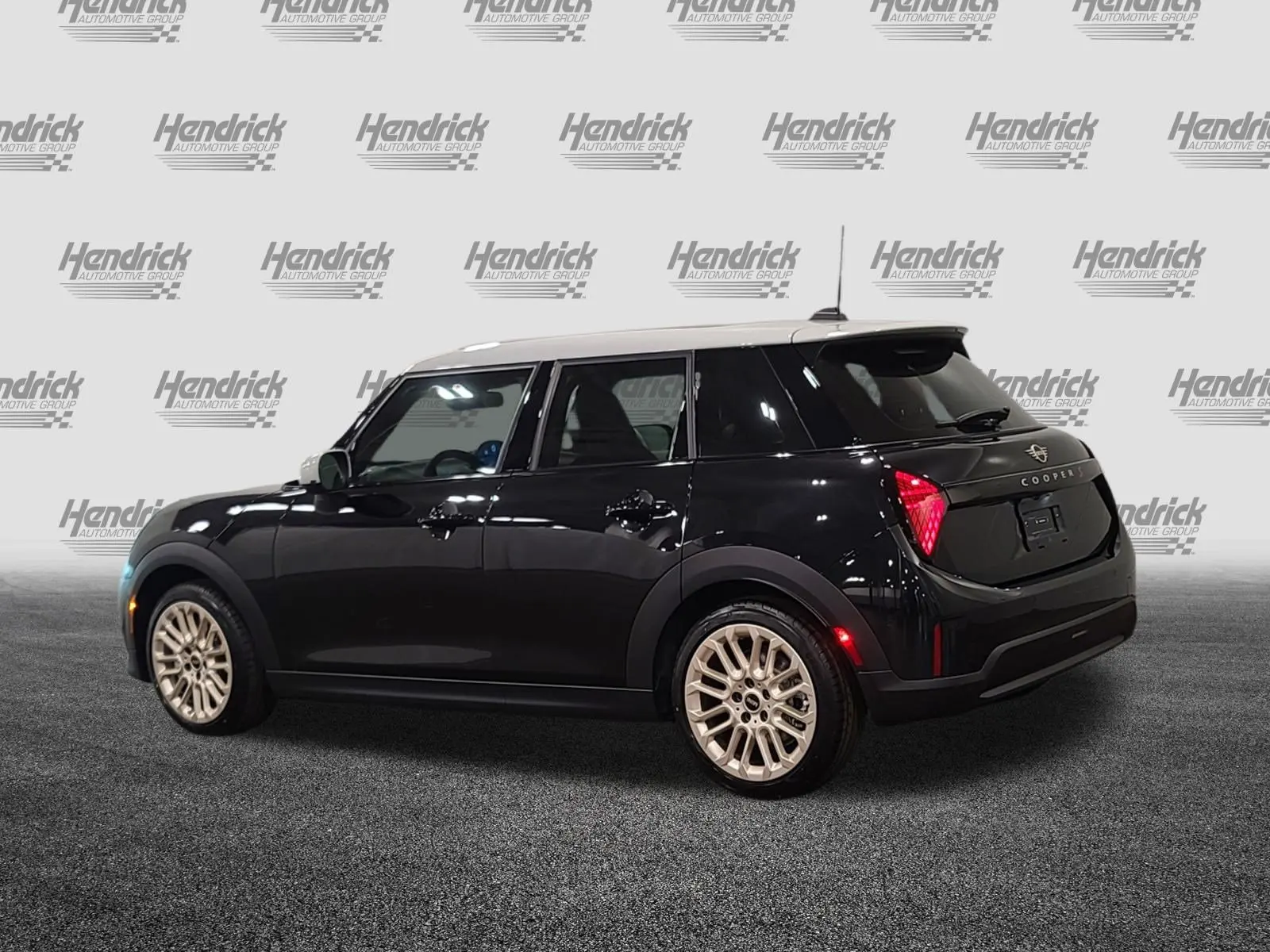 2026 MINI Hardtop Cooper S photo 5
