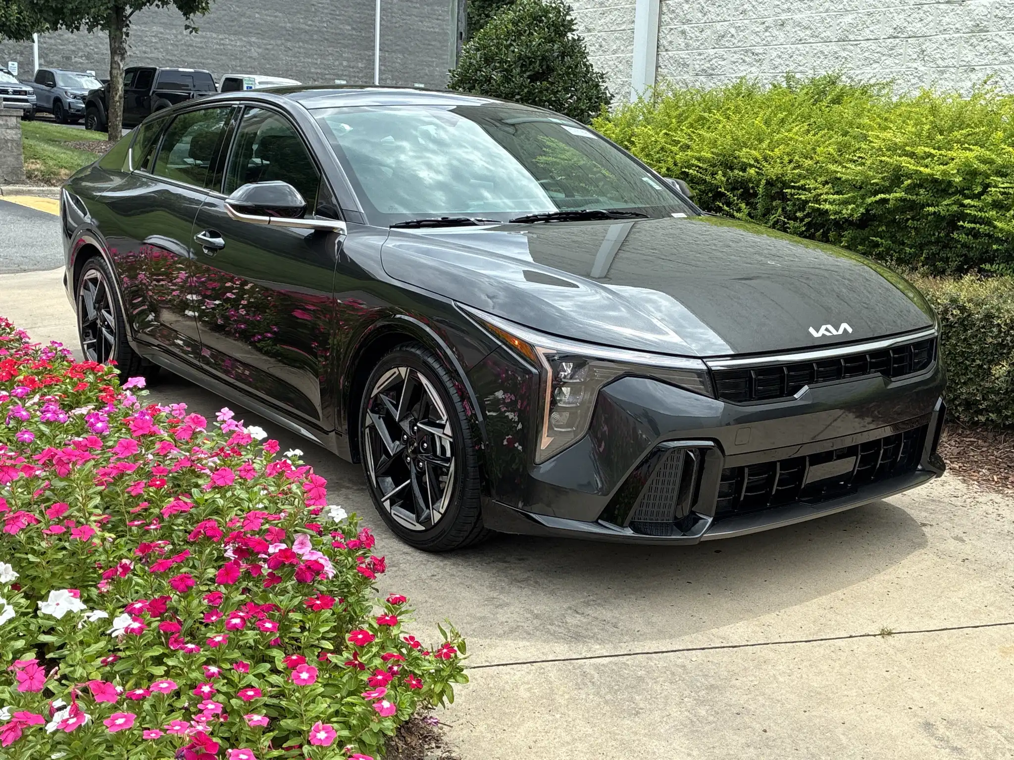 2025 Kia K4 GT-Line AT's photo
