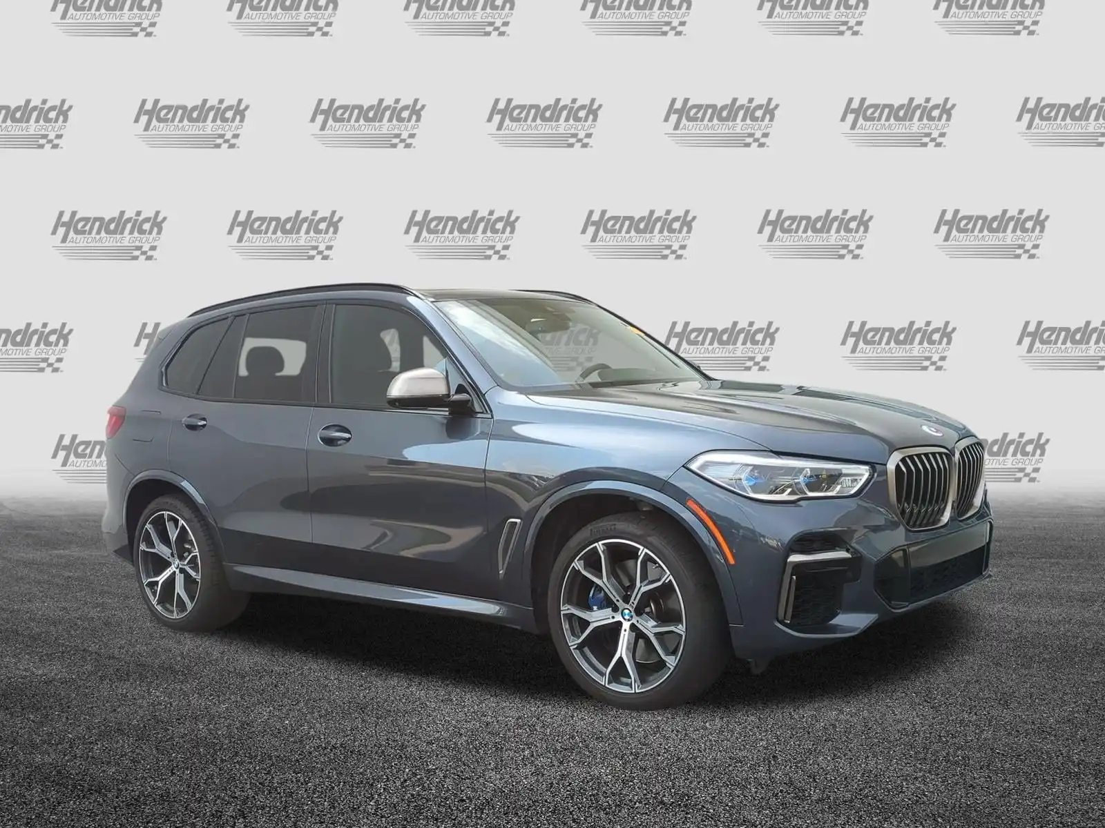 2022 BMW X5 M50i's photo