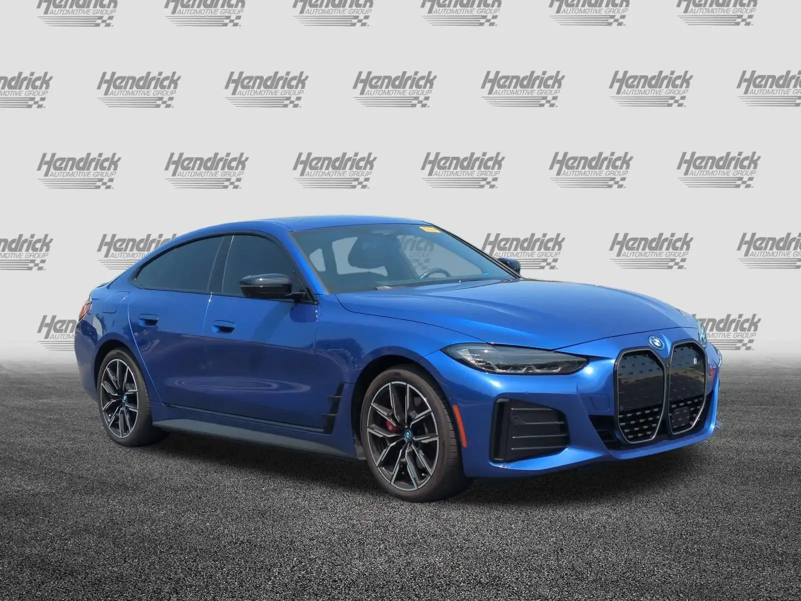 2023 BMW i4 eDrive40's photo