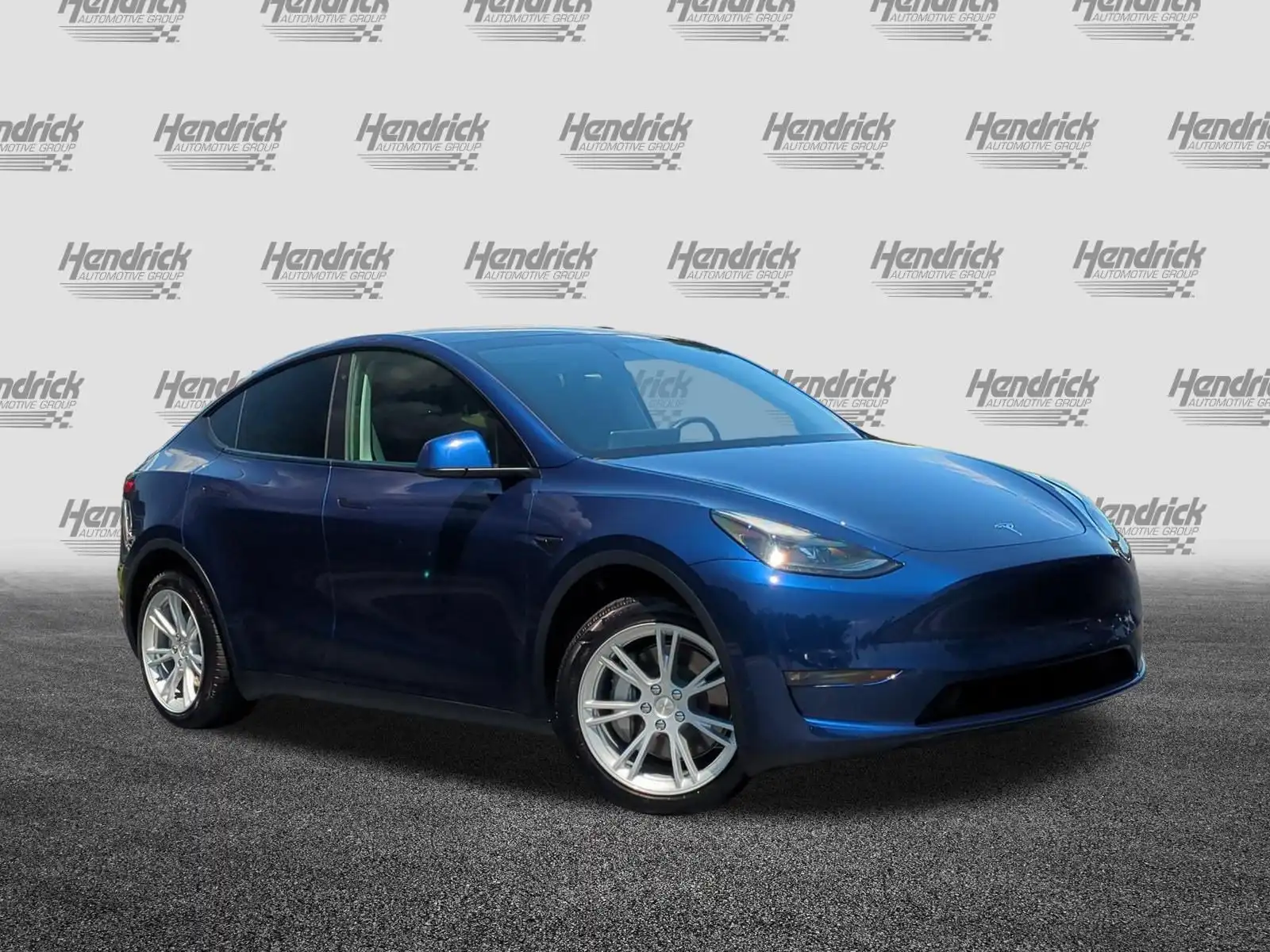 2023 Tesla Model Y Long Range Dual Motor All-Wheel Drive's photo