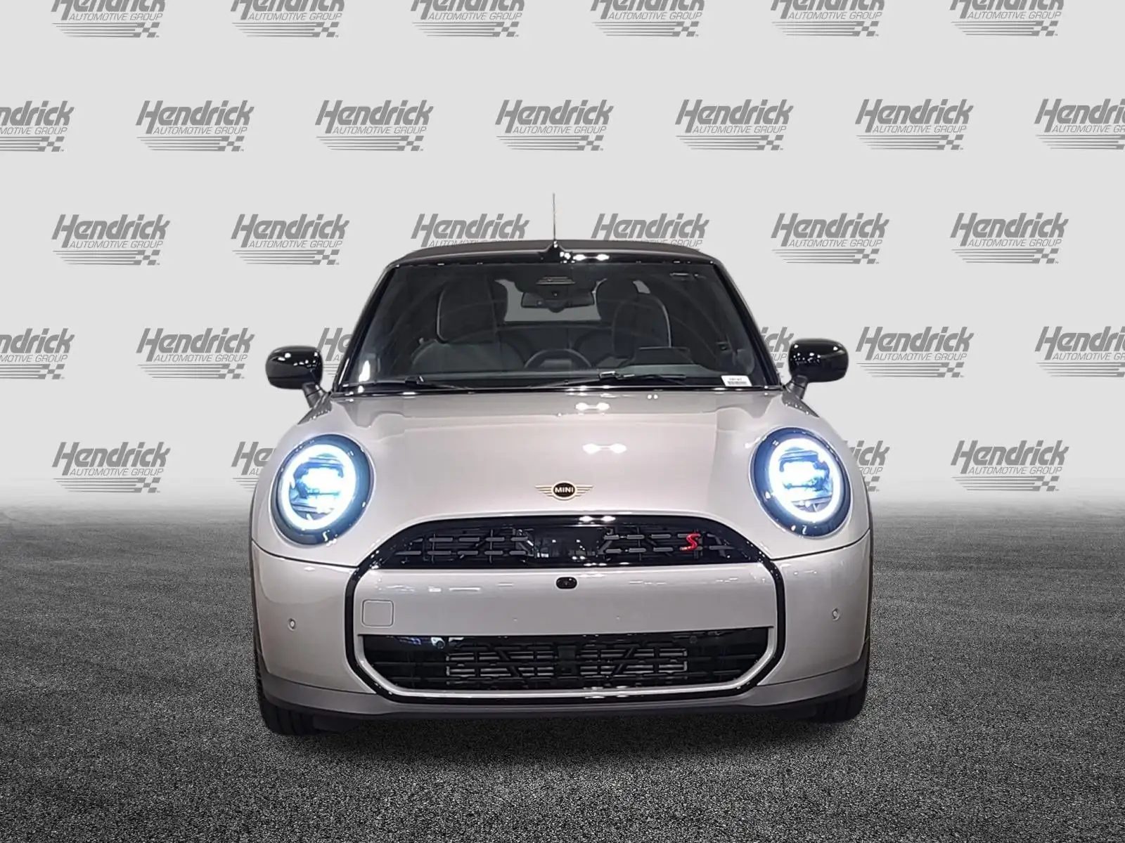 2026 MINI Convertible Cooper S's photo