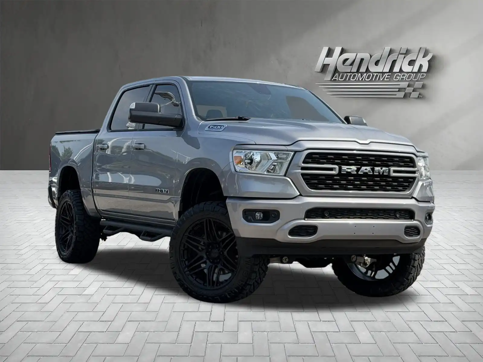 2024 RAM 1500 Big Horn/Lone Star 4x4 Crew Cab 5'7's photo