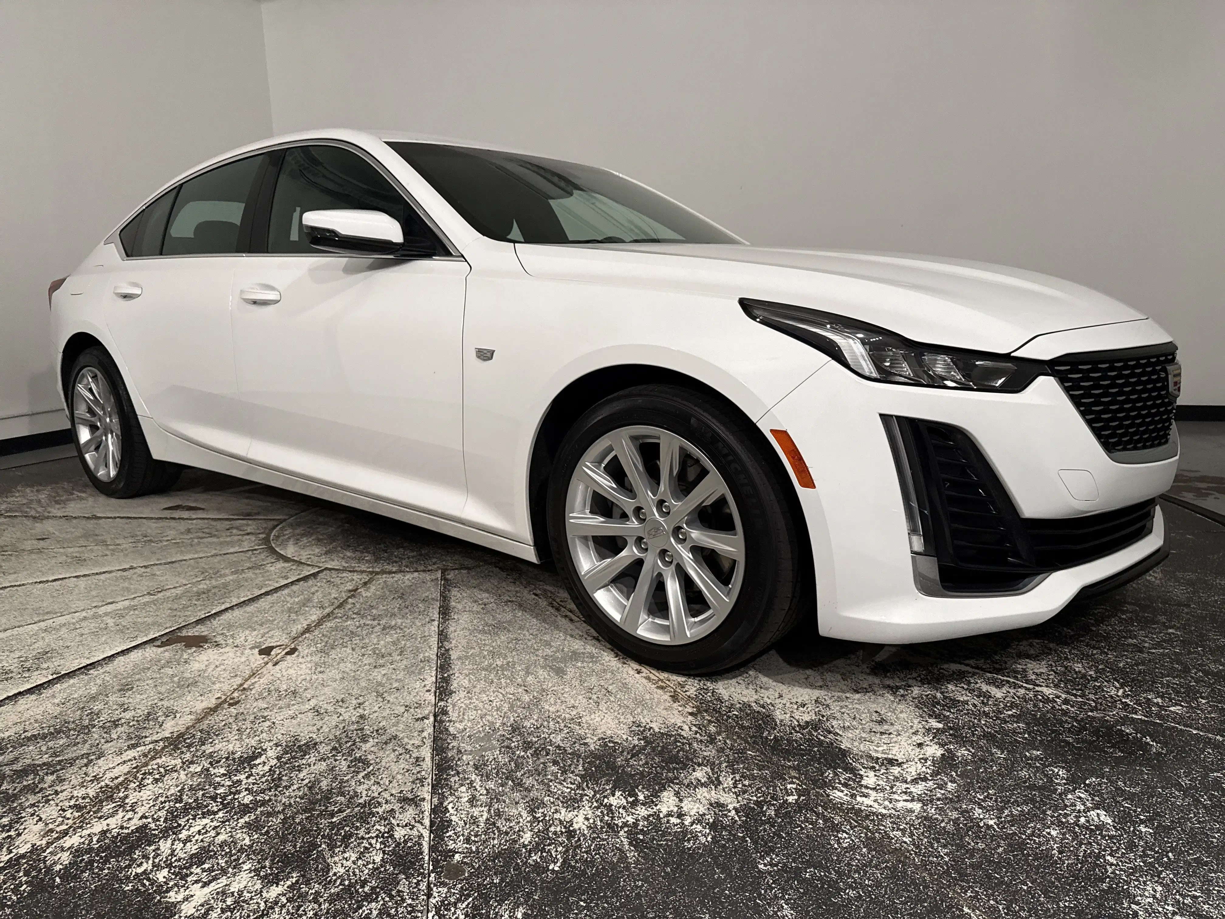 2023 Cadillac CT5 Luxury's photo