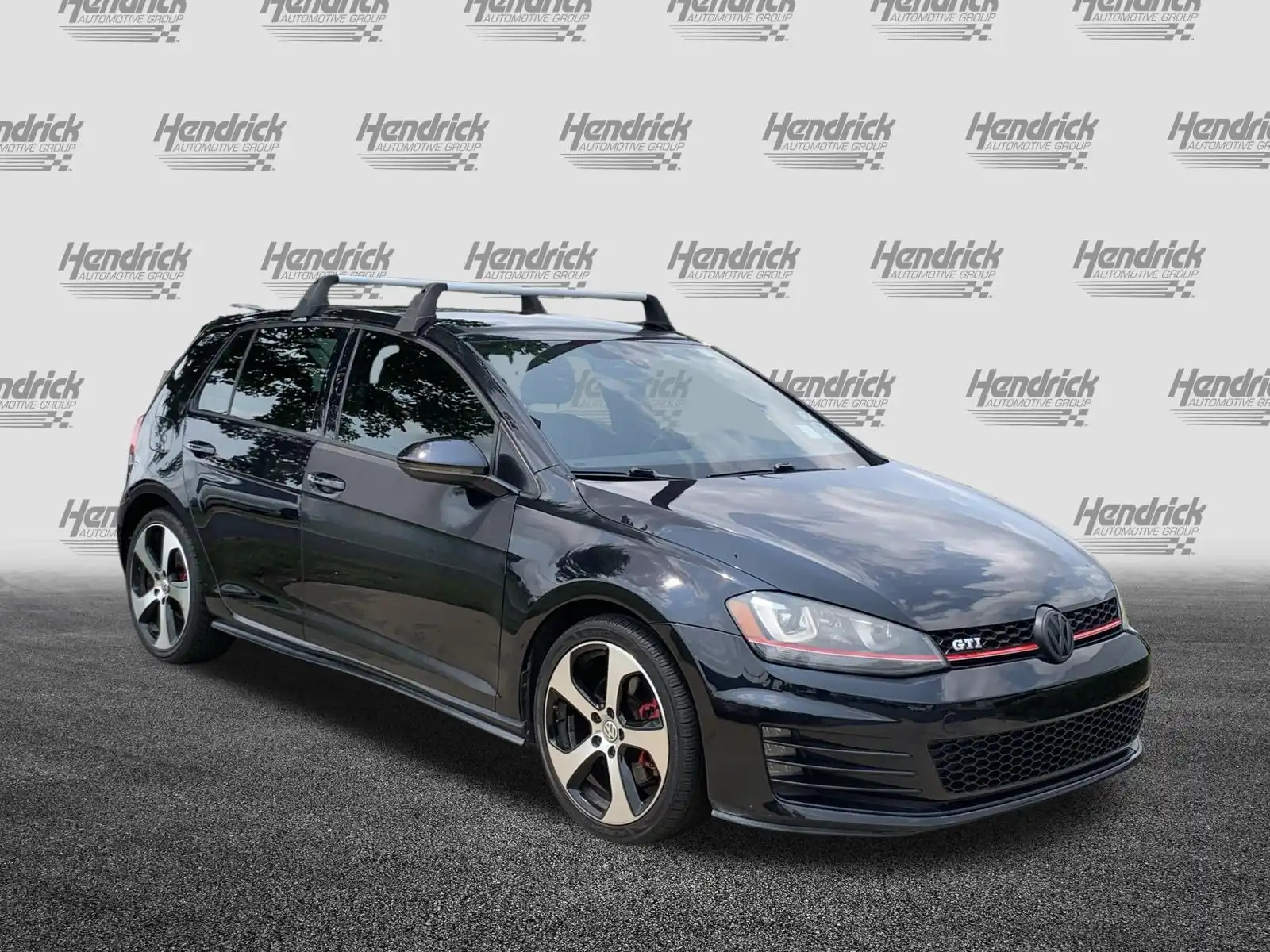 2015 Volkswagen Golf GTI 2.0T SE 4-door DSG PZEV's photo