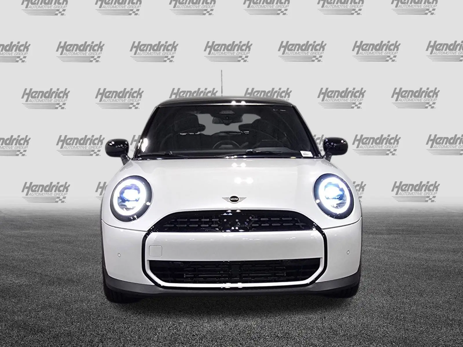 2026 MINI Hardtop undefined photo 1