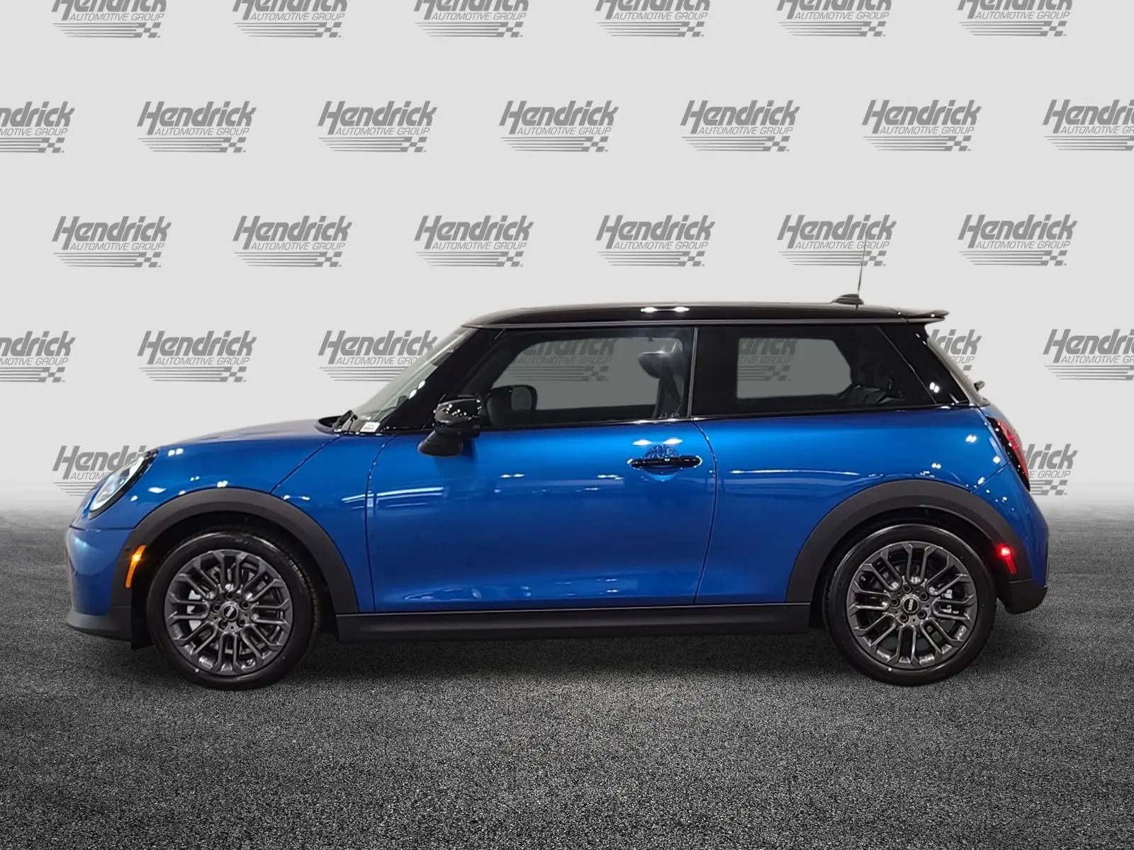 2026 MINI Hardtop Cooper S photo 4