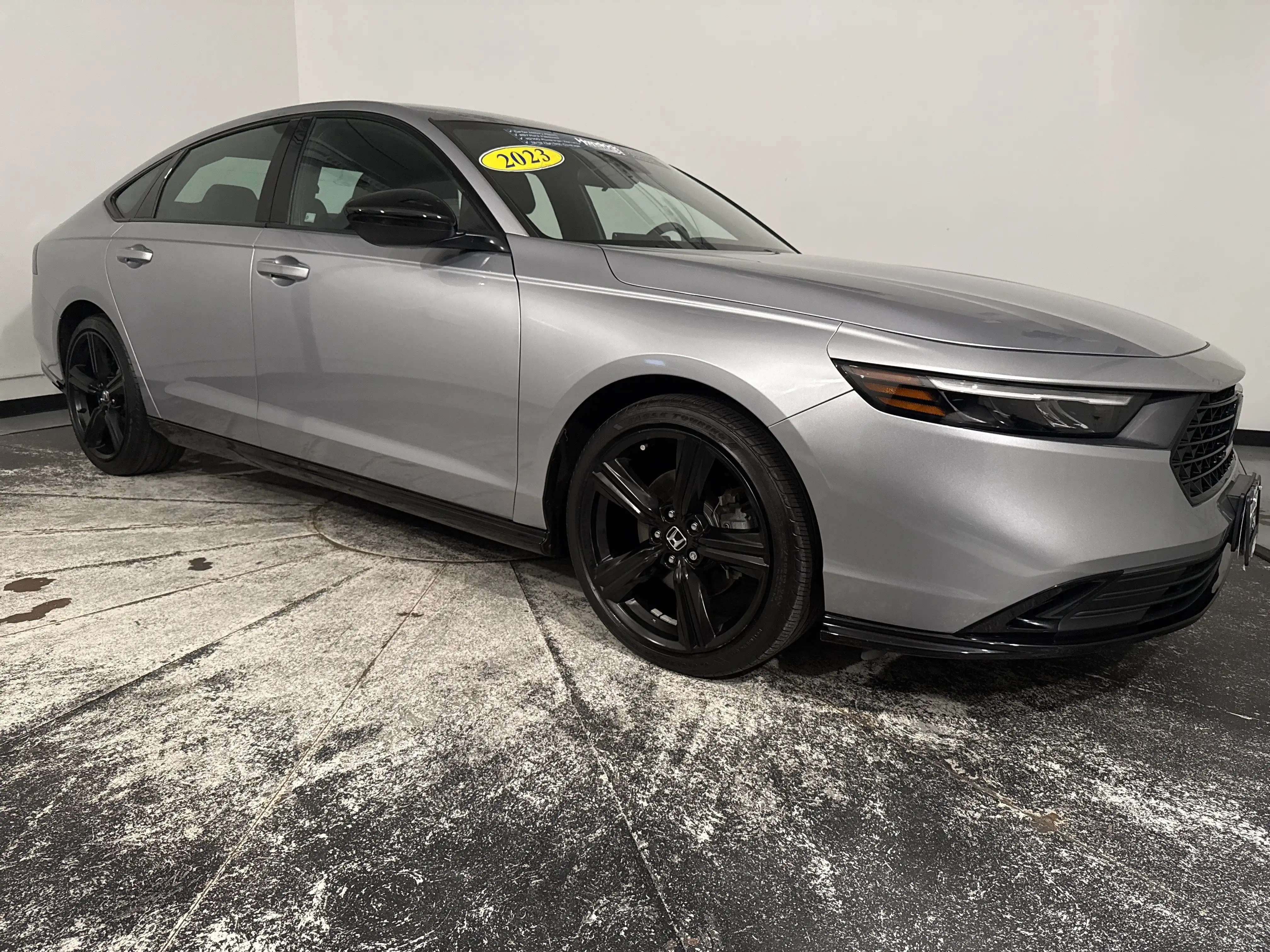 2023 Honda Accord Hybrid Sport-L w/o BSI's photo