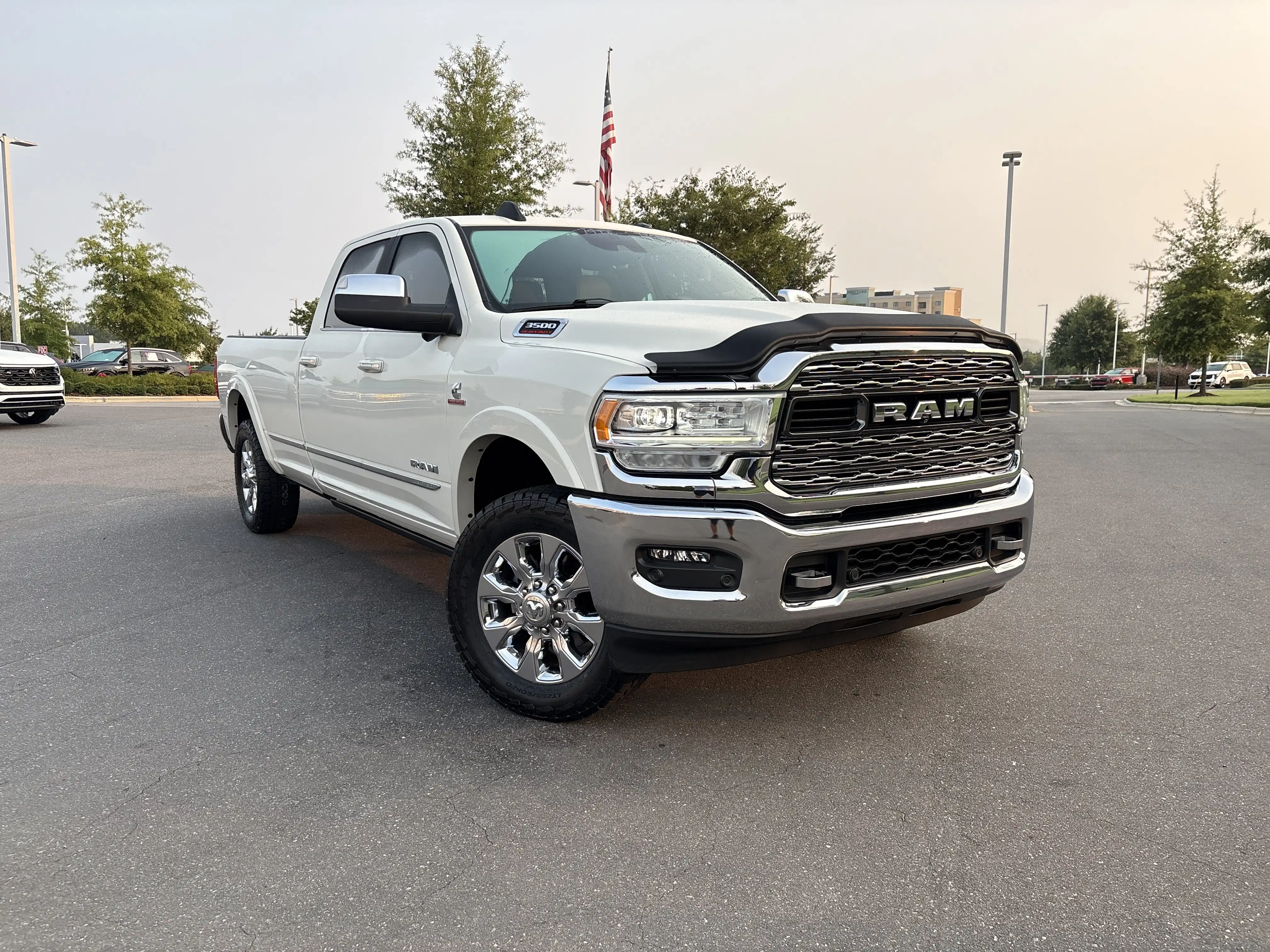 2022 RAM 3500 Limited 4X4 Crew Cab LWB's photo