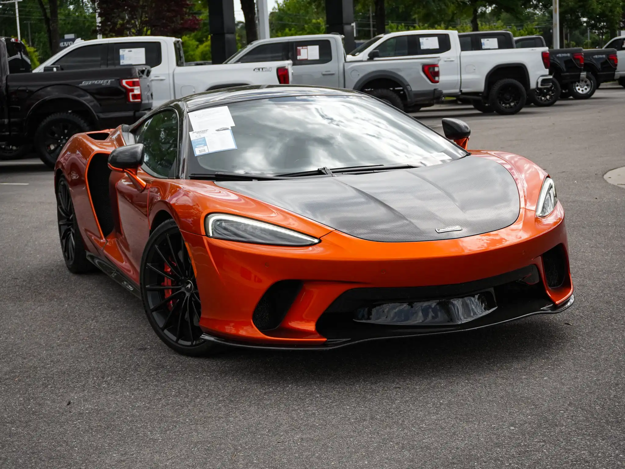 2022 McLaren GT Base's photo
