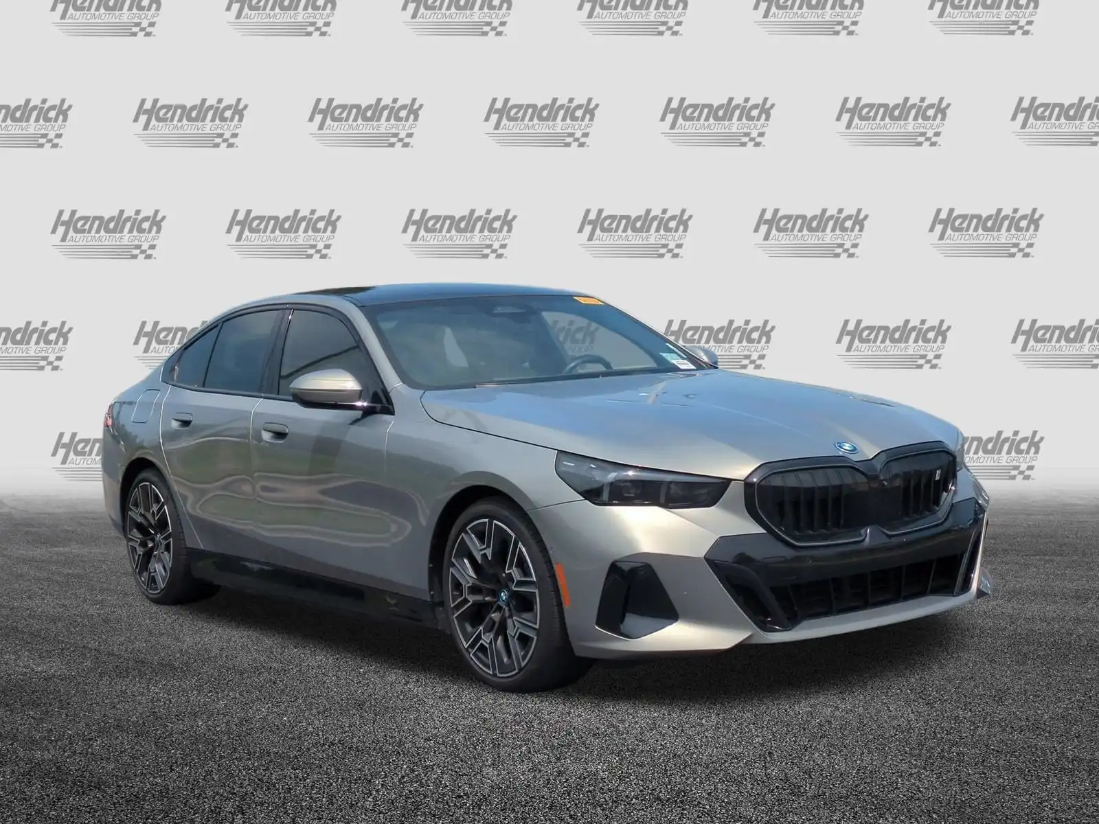 2024 BMW i5 eDrive40's photo
