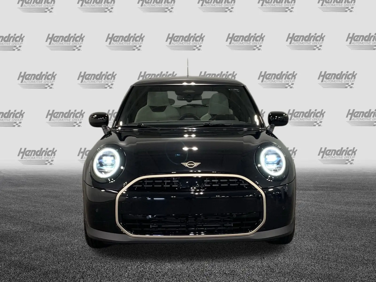 2026 MINI Hardtop undefined photo 1