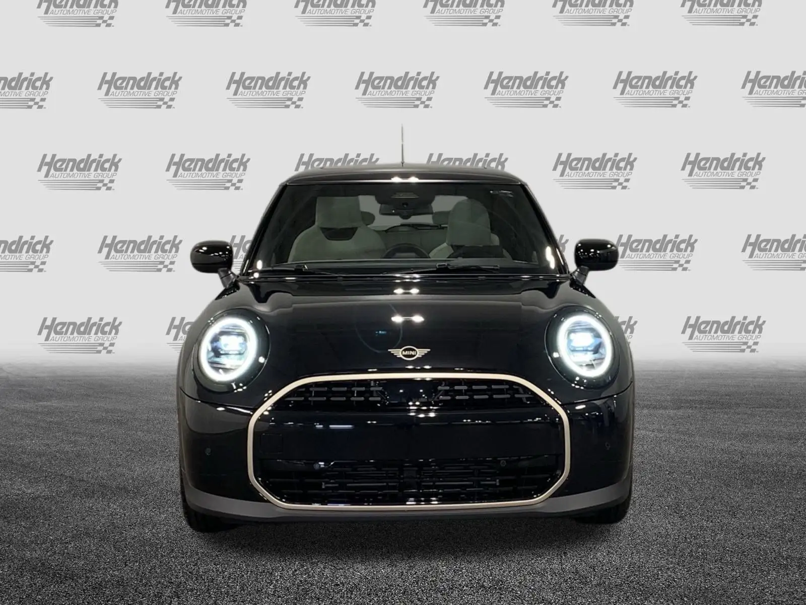 2026 MINI Hardtop's photo