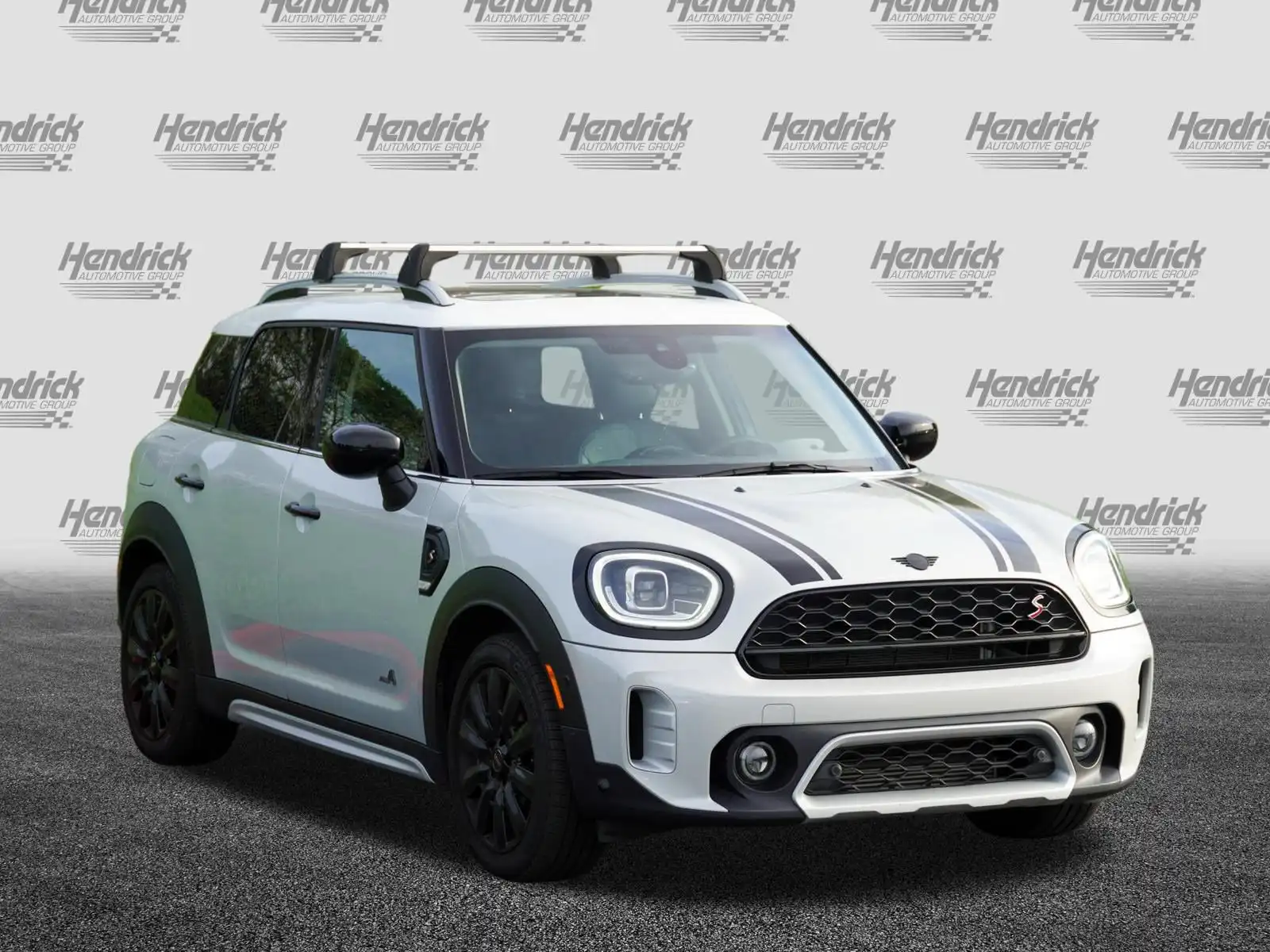 2022 MINI Countryman Cooper S ALL4's photo