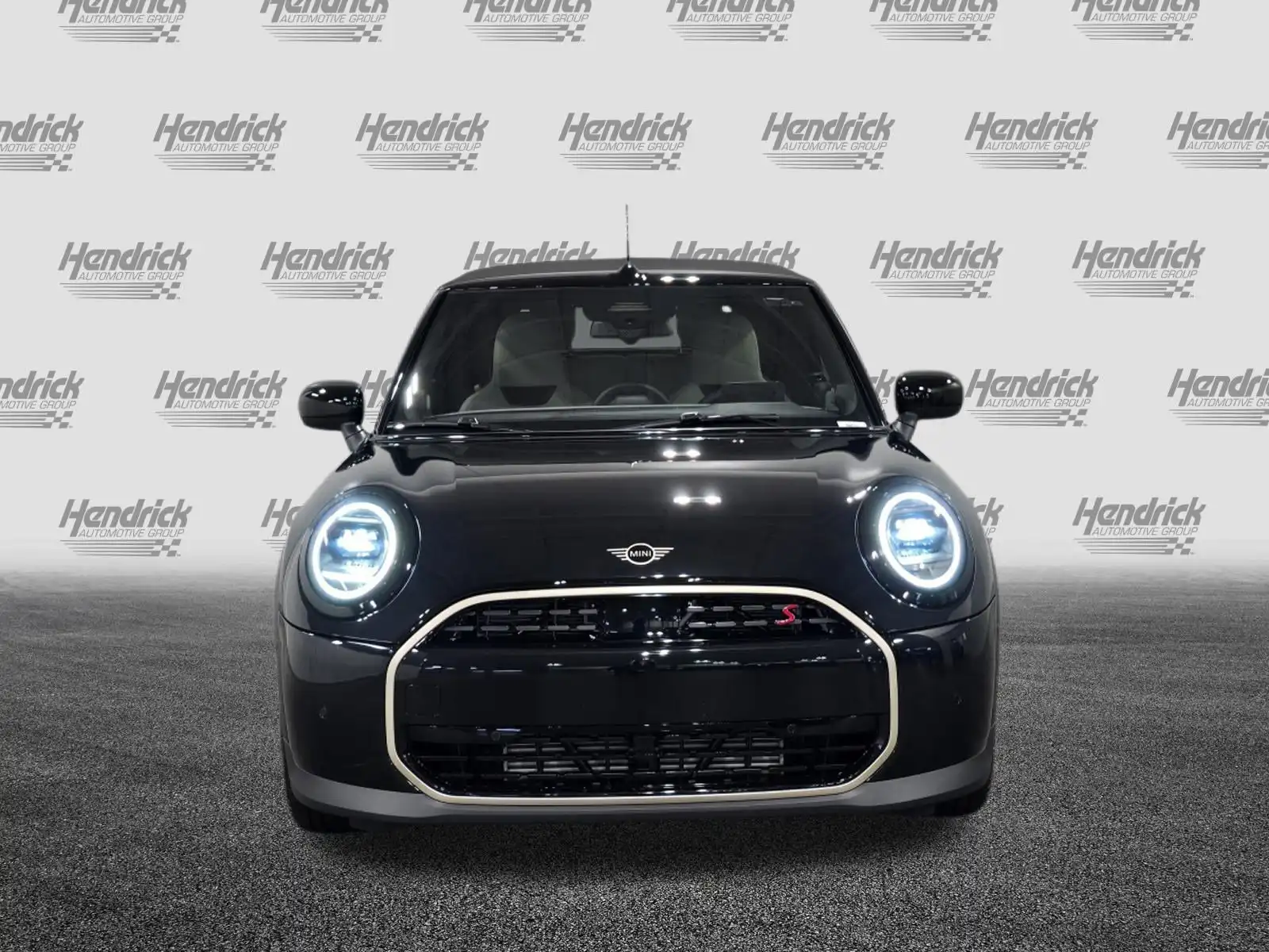 2026 MINI Convertible Cooper S's photo