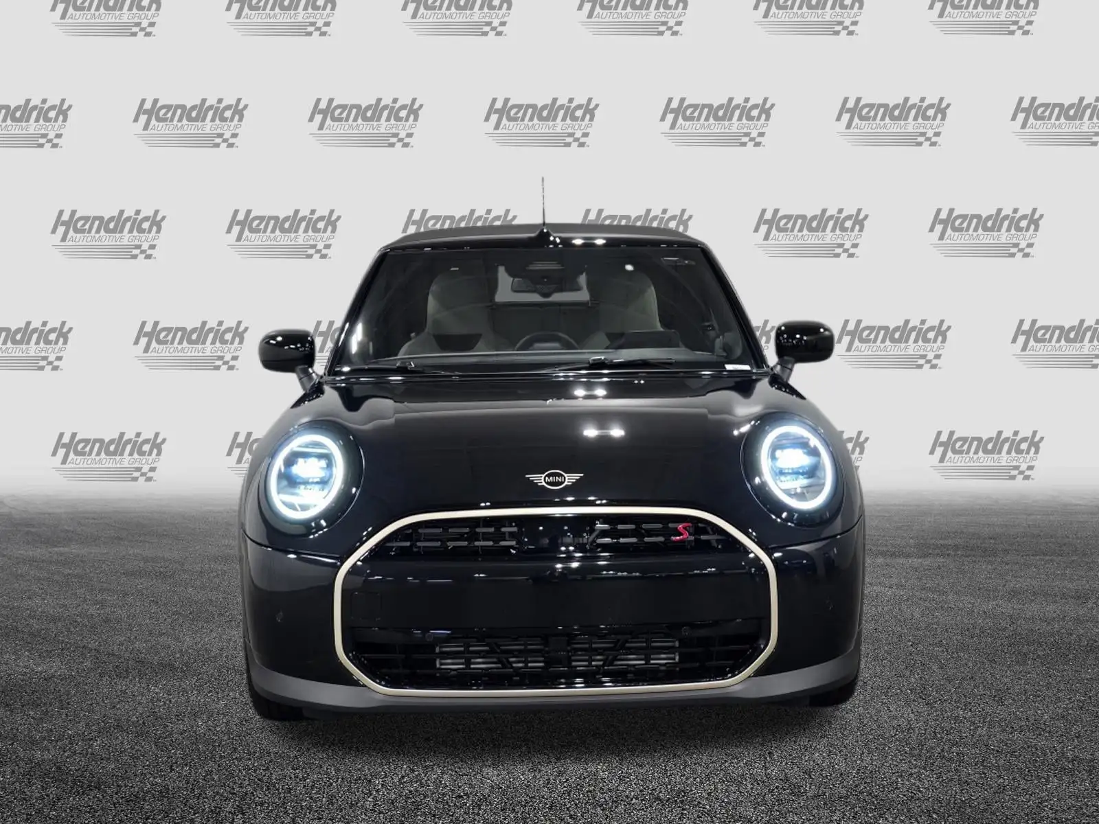 2026 MINI Convertible Cooper S's photo