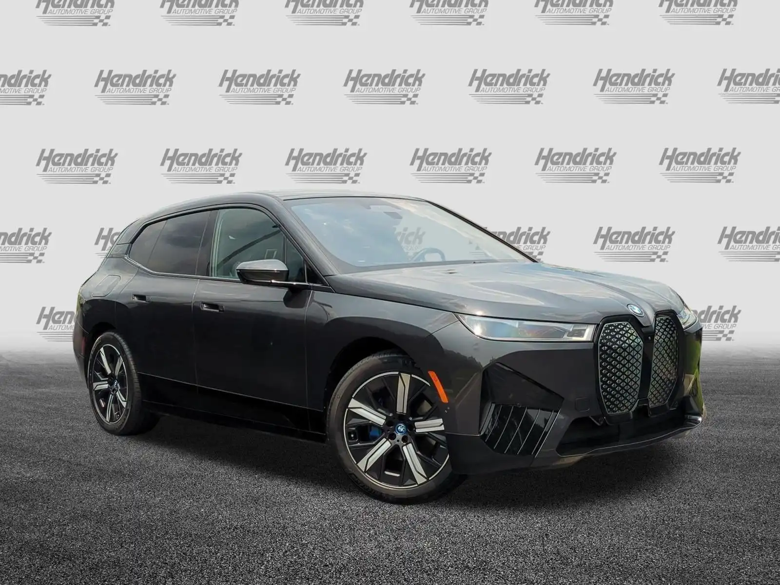 2023 BMW iX xDrive50's photo