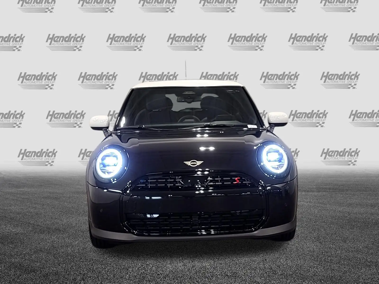 2026 MINI Hardtop Cooper S's photo