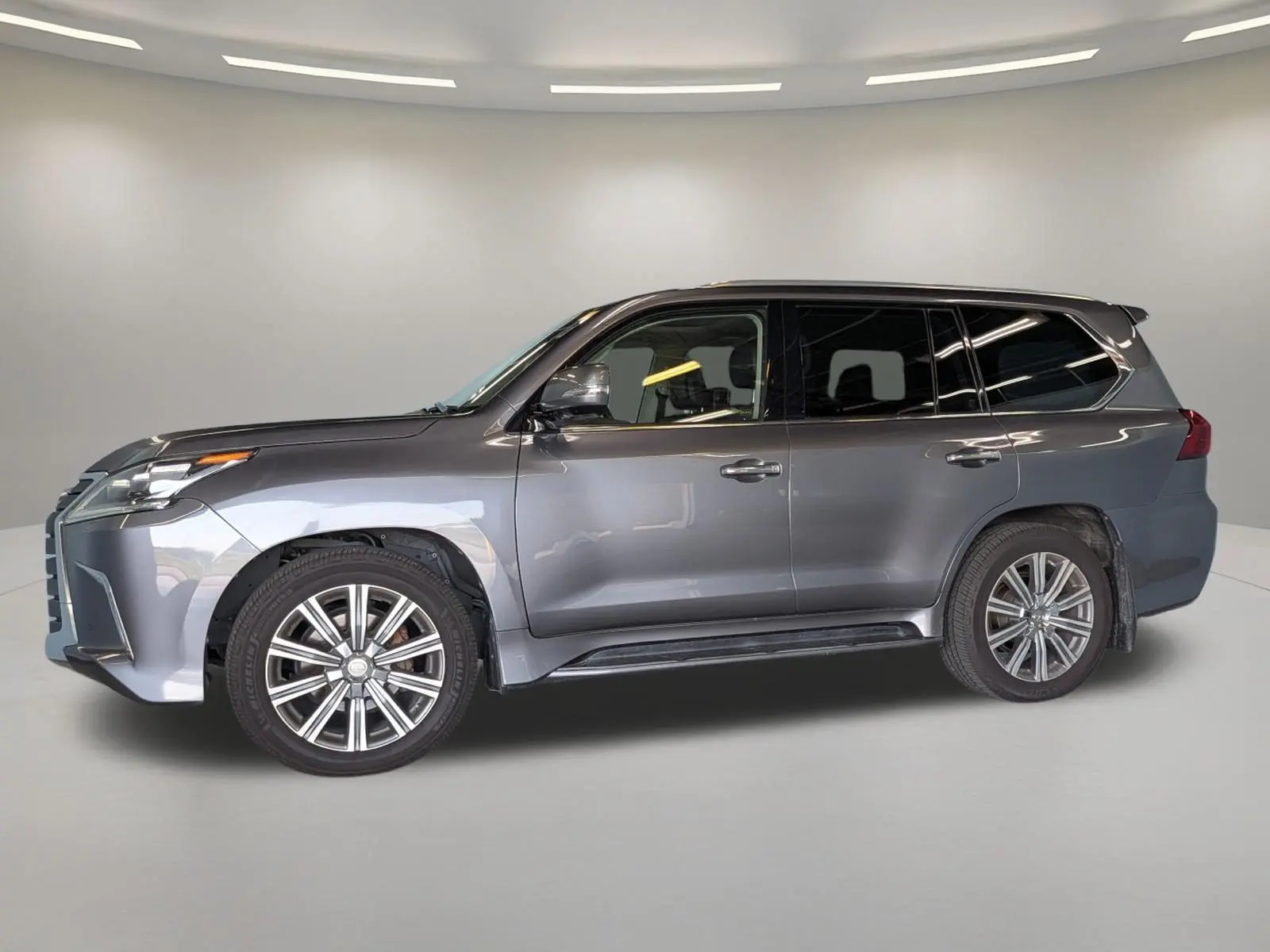 2017 Lexus LX 600 570 photo 5