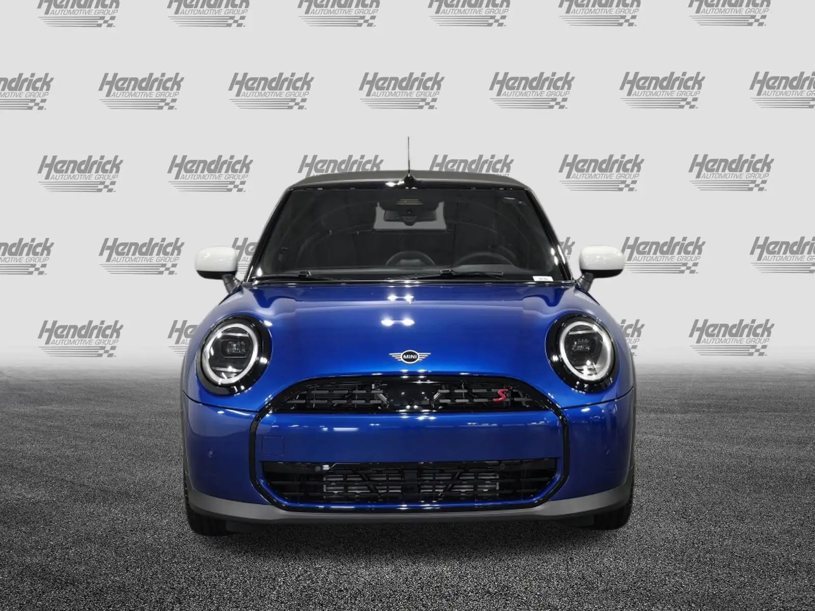 2026 MINI Convertible Cooper S's photo