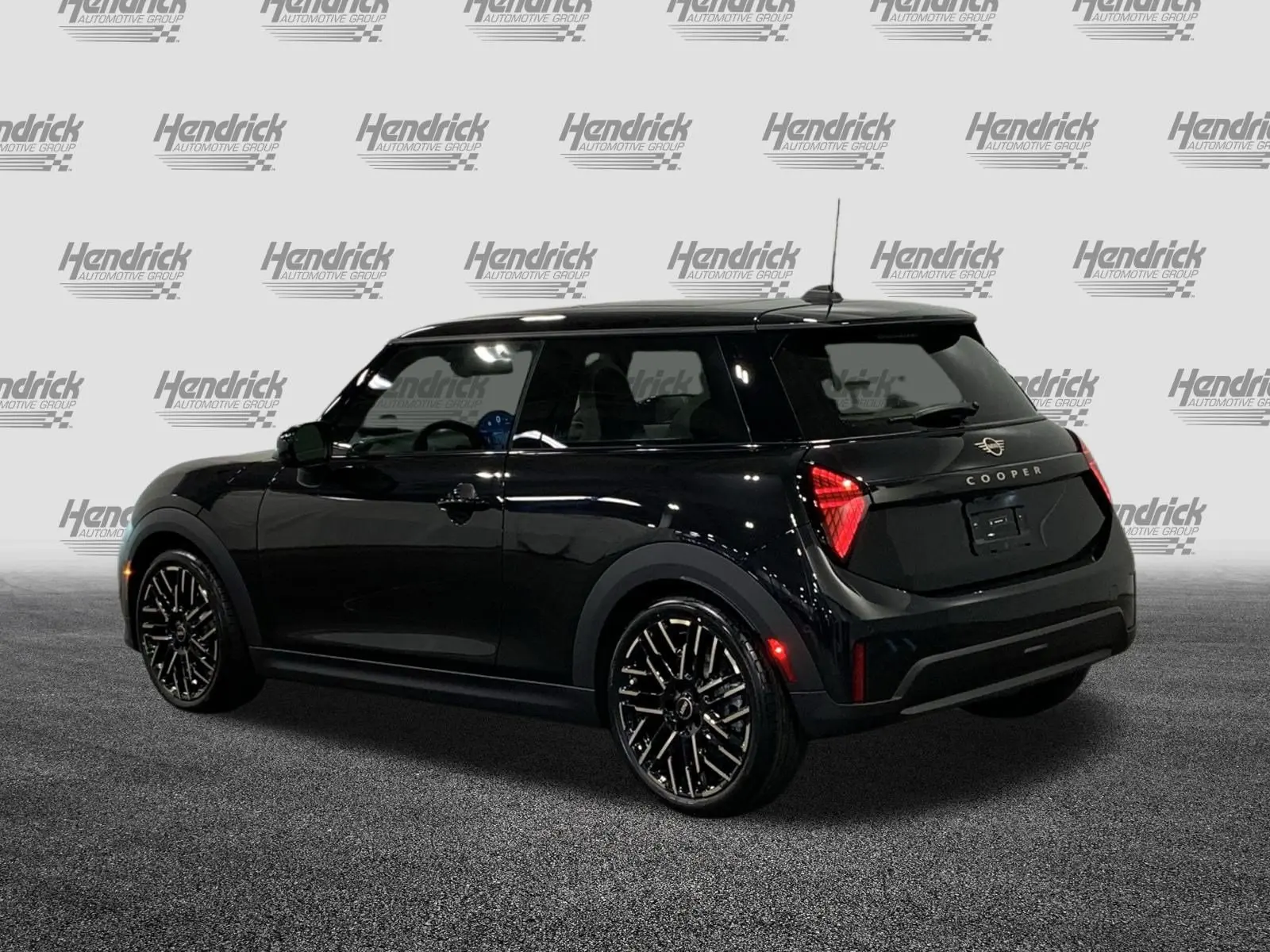 2026 MINI Hardtop undefined photo 5