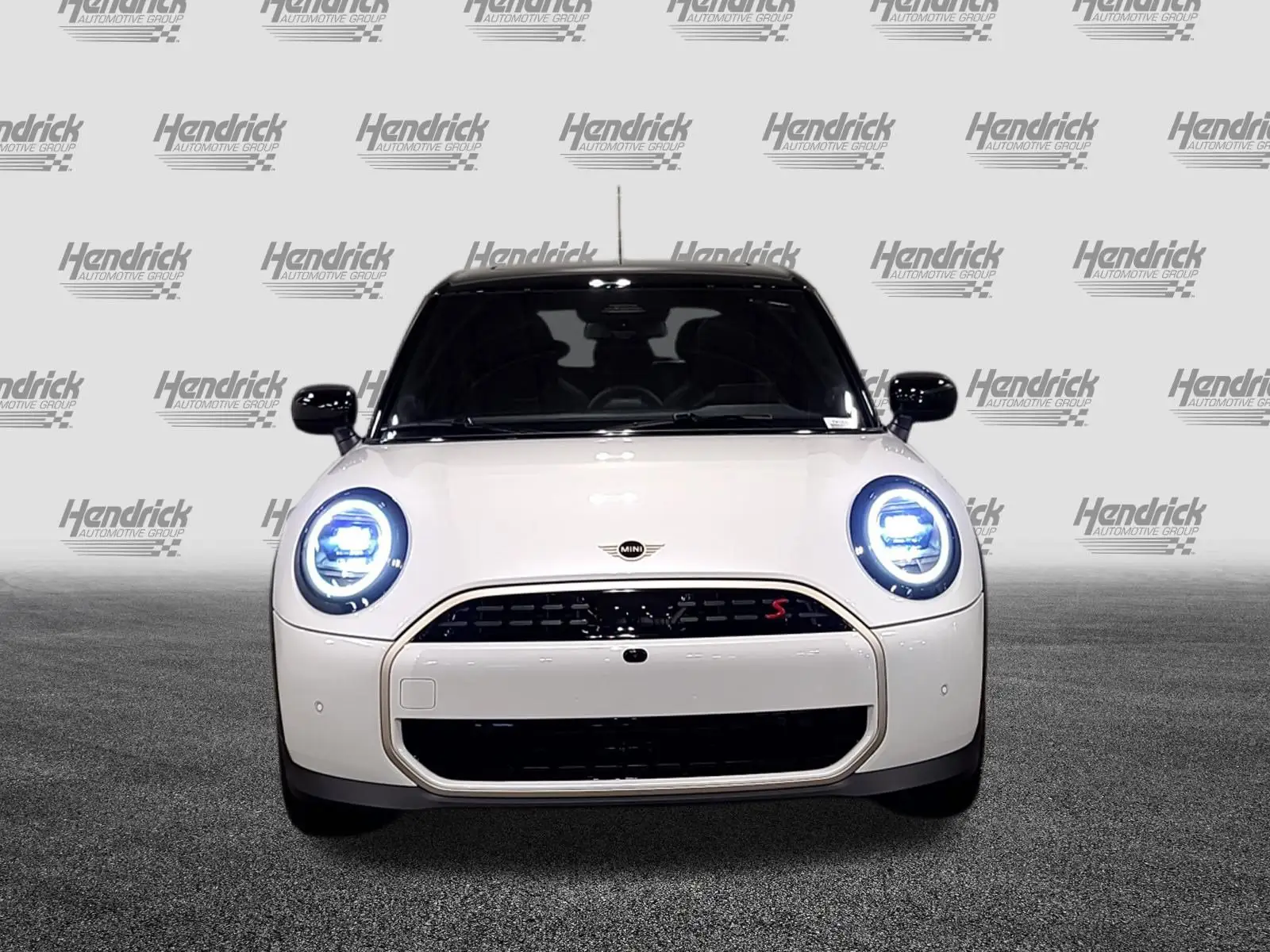 2026 MINI Hardtop Cooper S photo 1