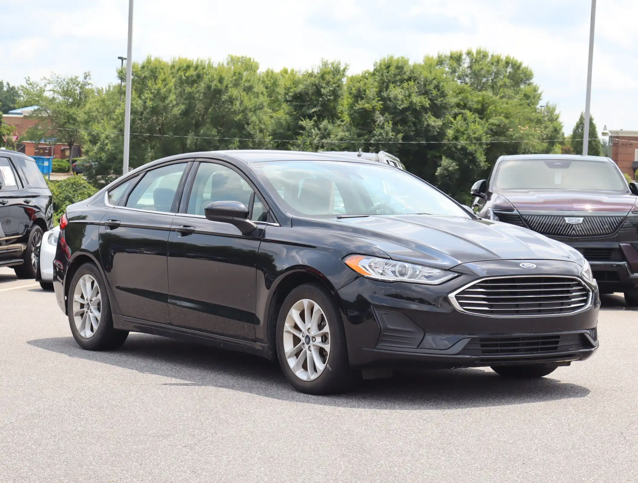 2019 Ford Fusion SE FWD's photo