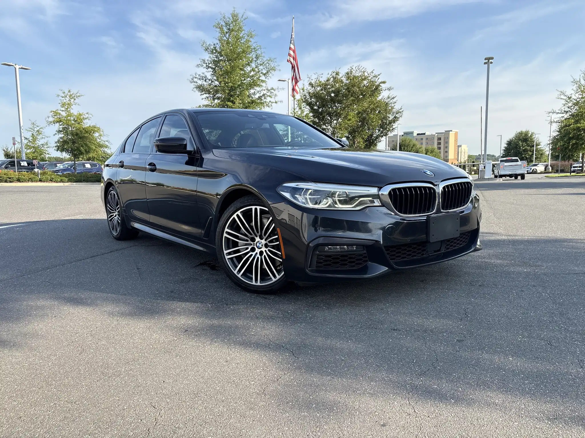 2019 BMW 5 Series 540i xDrive Sedan's photo