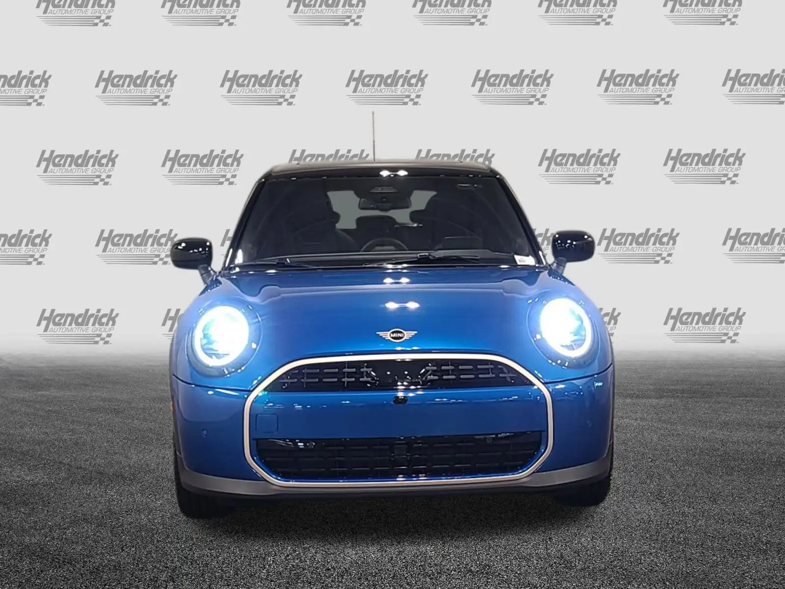 2026 MINI Hardtop's photo