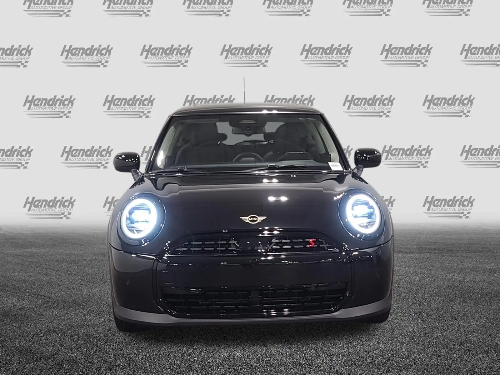 2026 MINI Hardtop Cooper S's photo