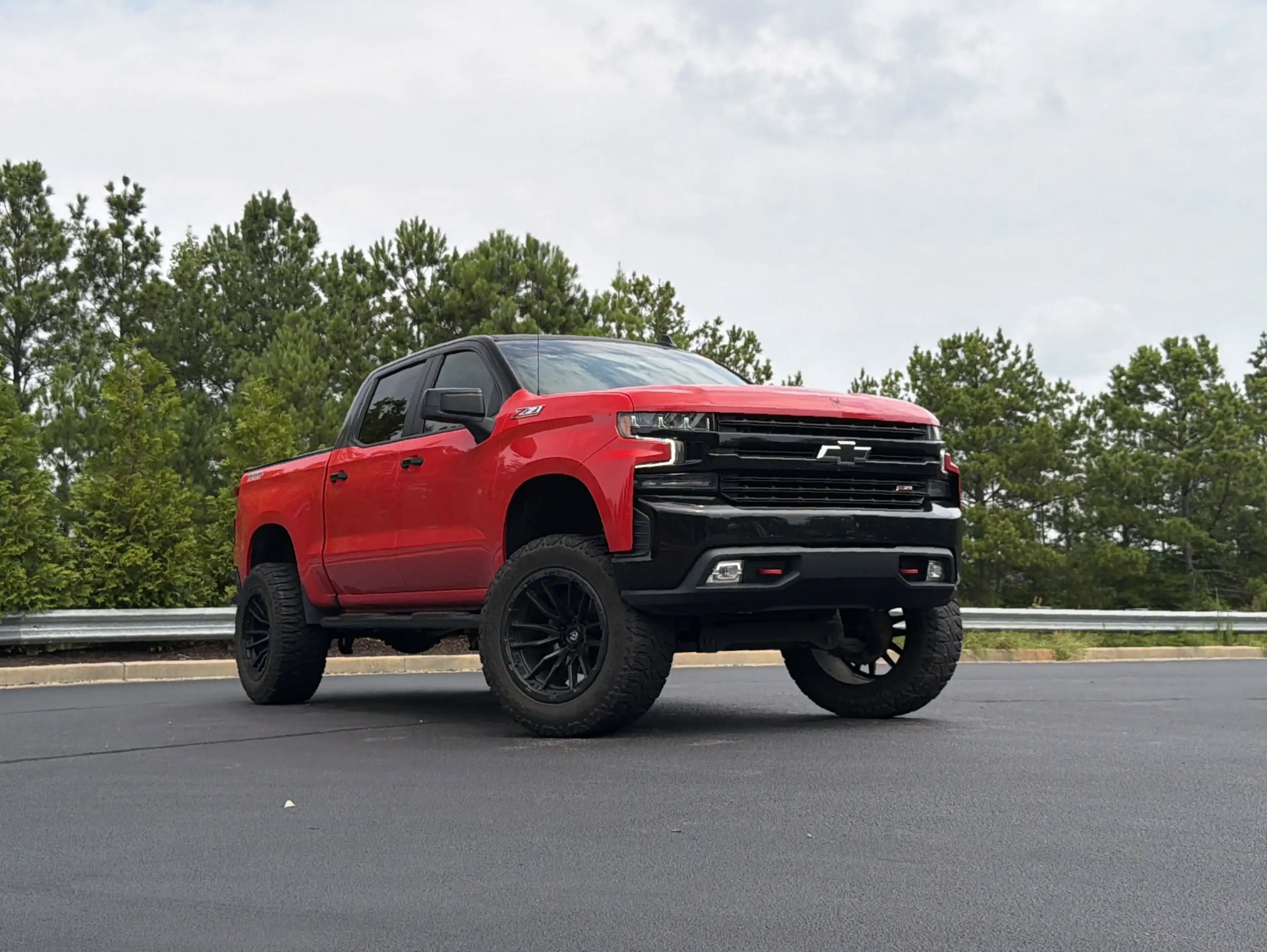2022 Chevrolet Silverado 1500 LT Trail Boss 4WD Crew Cab Short Box's photo