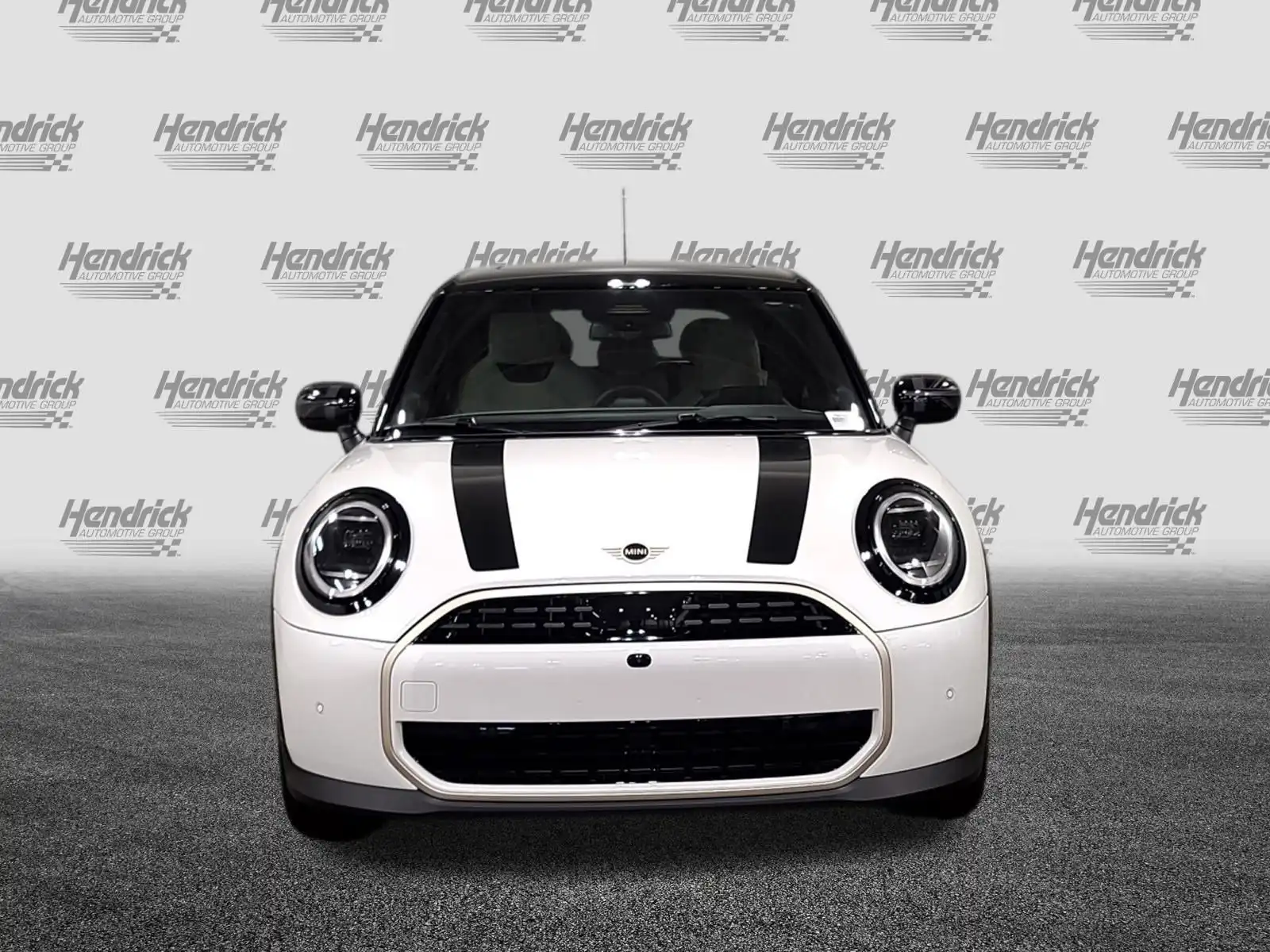 2026 MINI Hardtop's photo