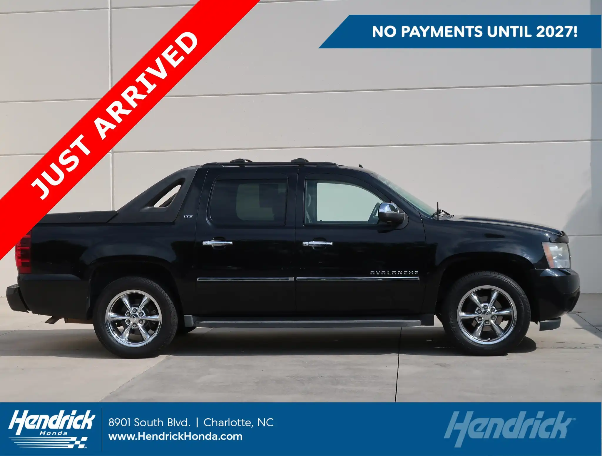 2010 Chevrolet Avalanche LTZ 4WD's photo
