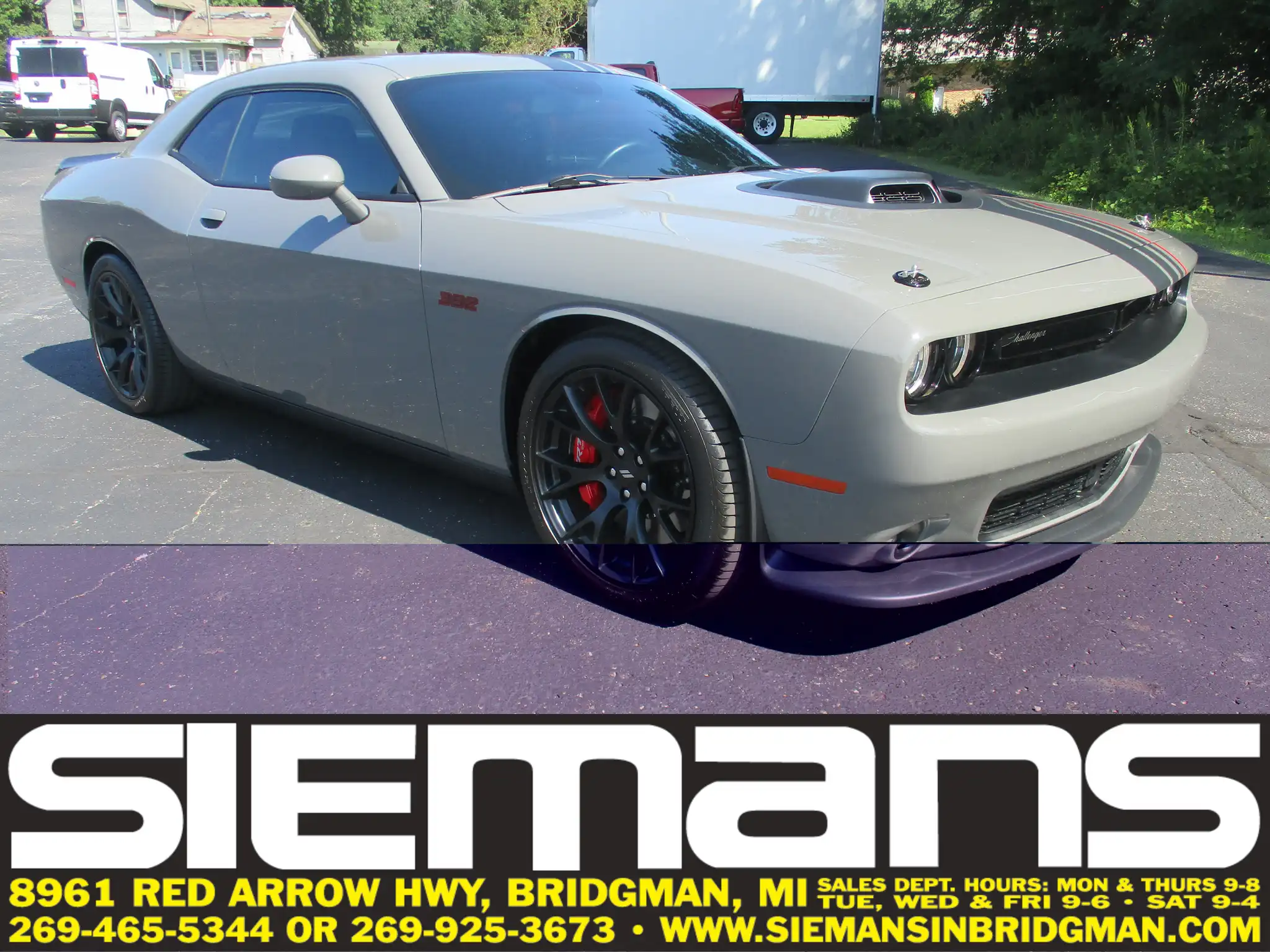 2023 Dodge Challenger R/T Scat Pack's photo