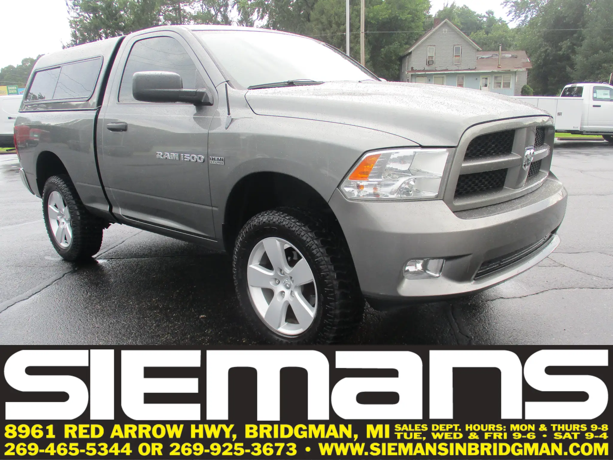 2012 RAM 1500 Express 4WD Regular Cab SWB photo 1