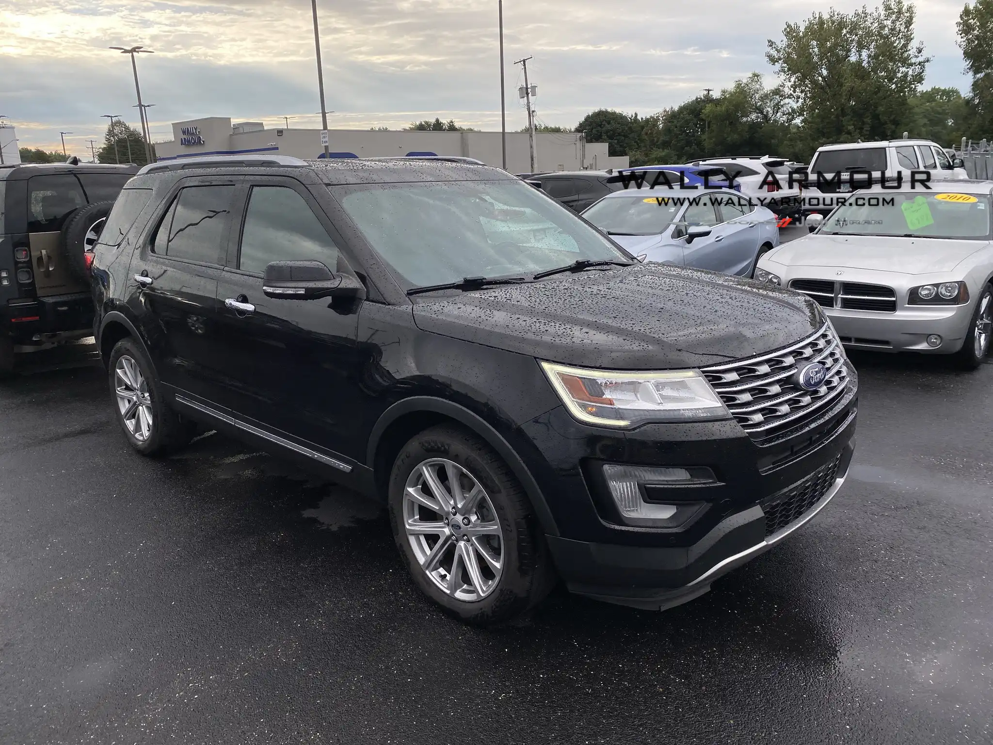 2017 Ford Explorer Limited 4WD's photo