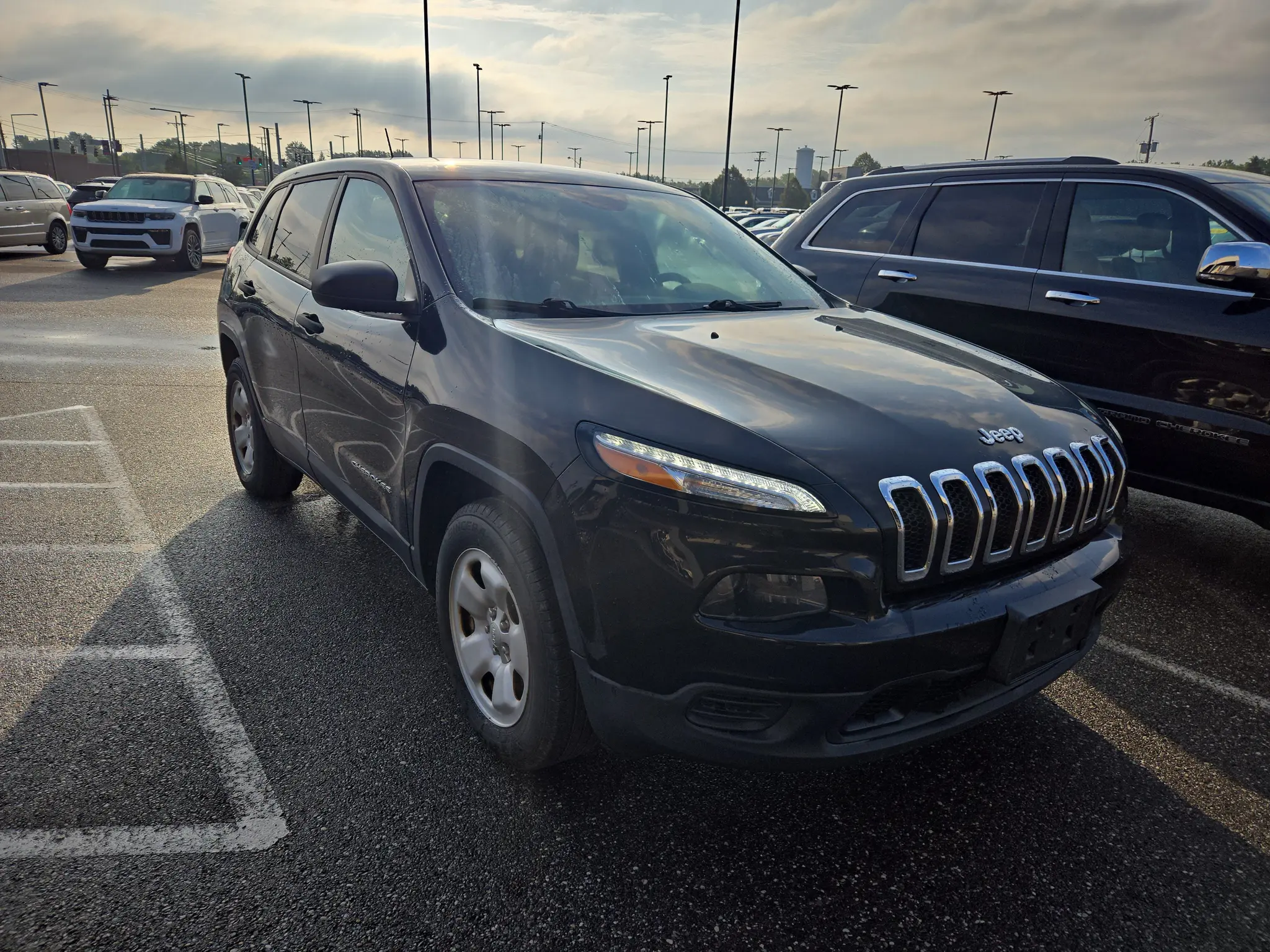 2017 Jeep Cherokee Sport 4X4 photo 3