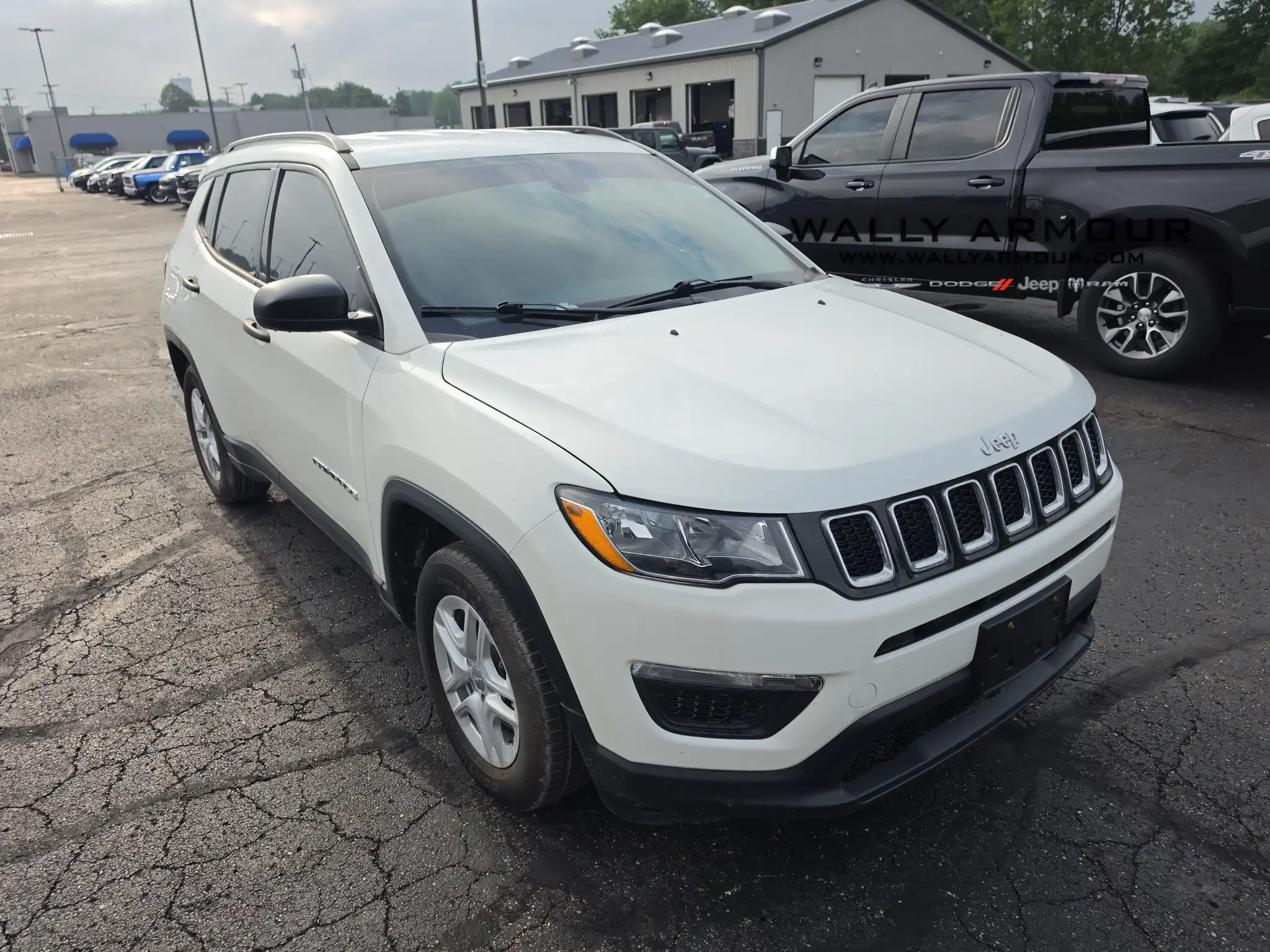 2018 Jeep Compass Sport's photo