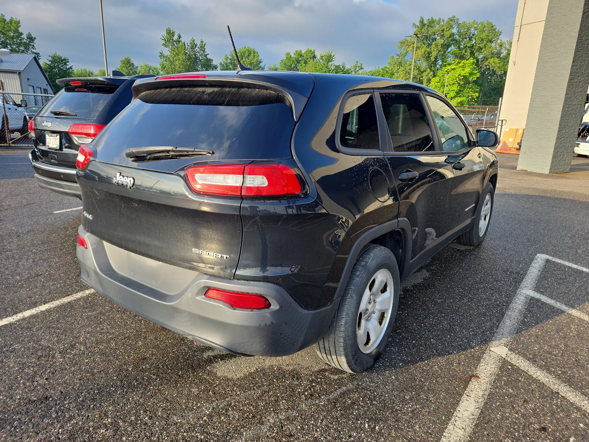 2017 Jeep Cherokee Sport 4X4 photo 5