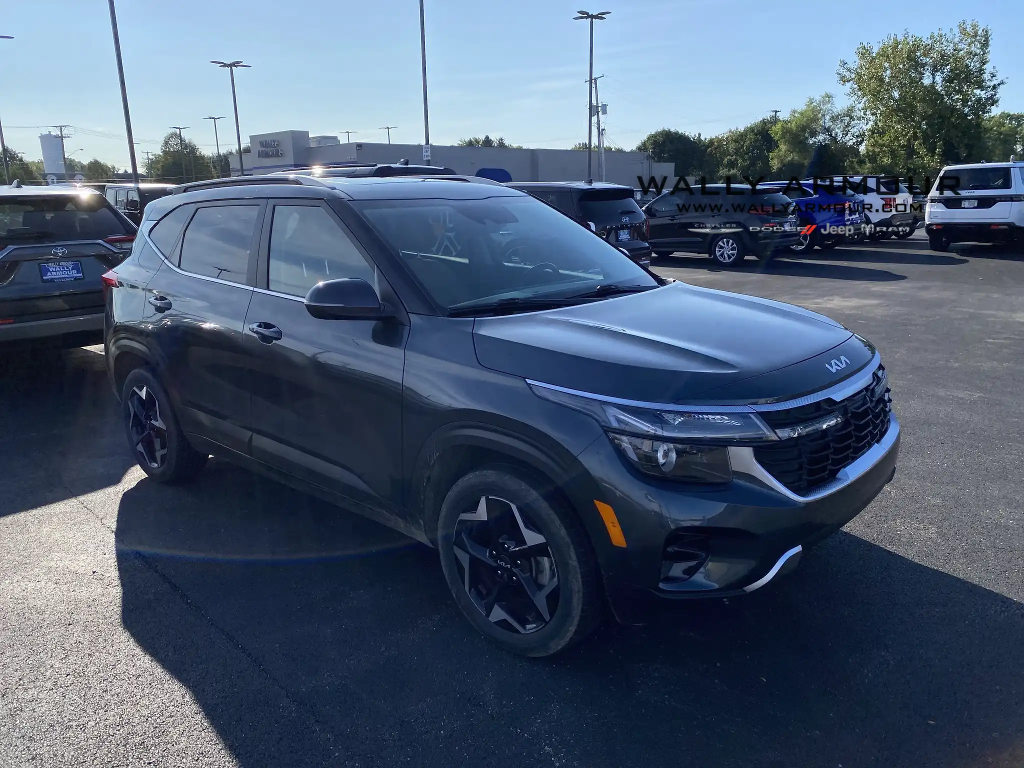 2024 Kia Seltos 2.0 EX AWD's photo