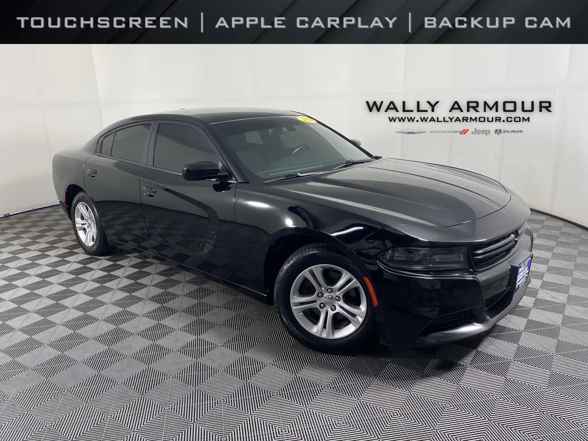 2020 Dodge Charger SXT's photo