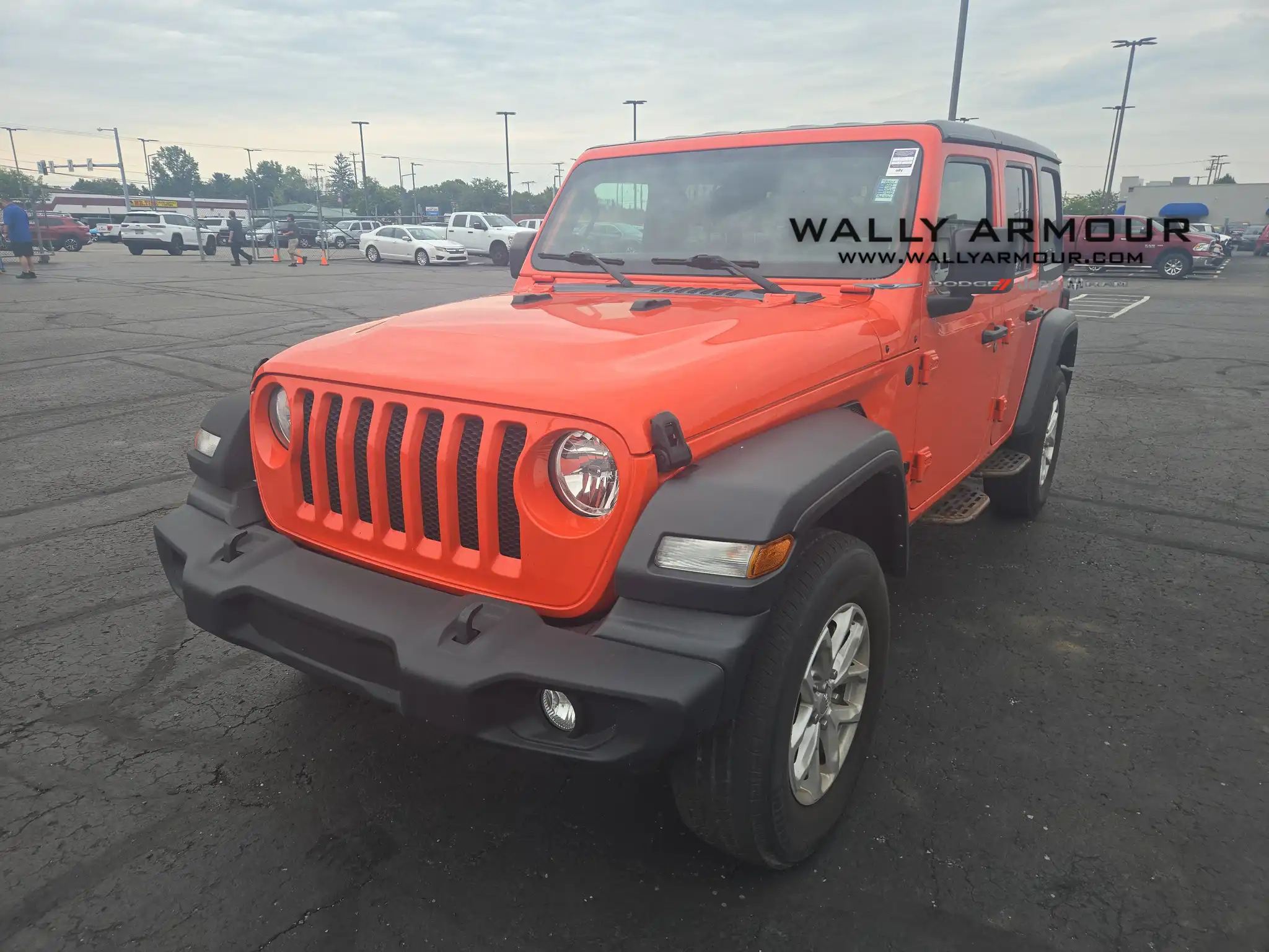 2023 Jeep Wrangler Sport S's photo
