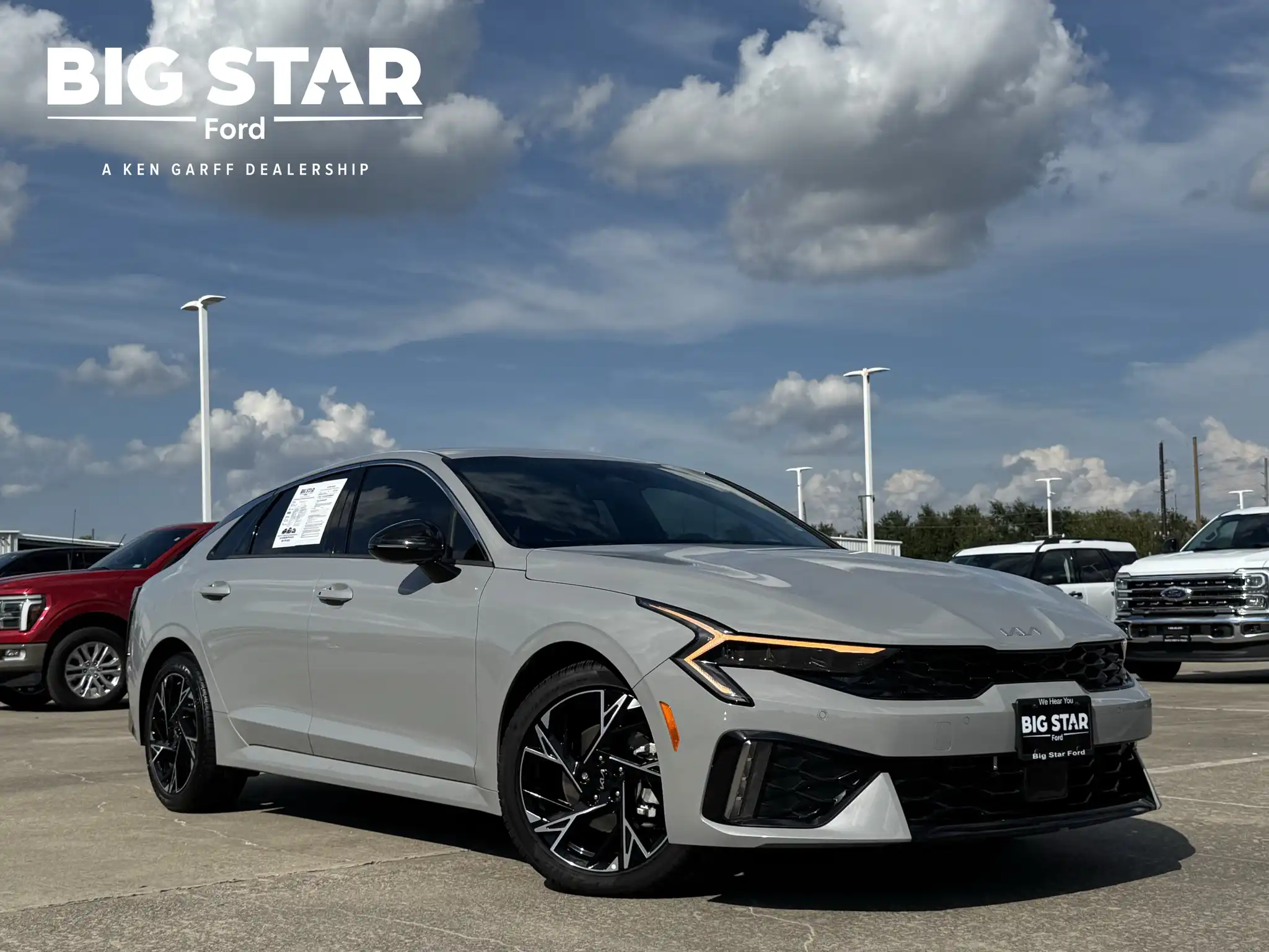 2025 Kia Optima GT-Line FWD's photo