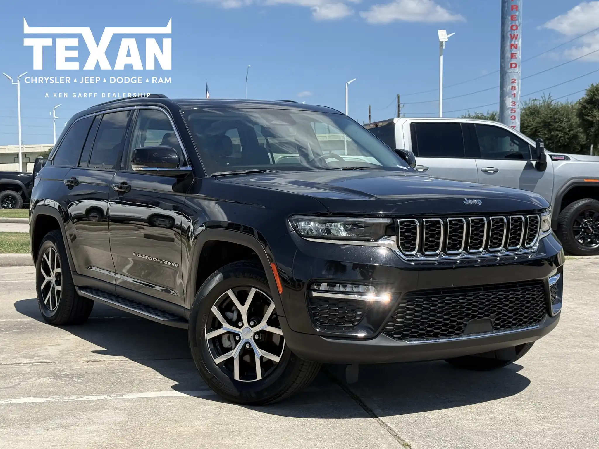 2023 Jeep Grand Cherokee Limited's photo