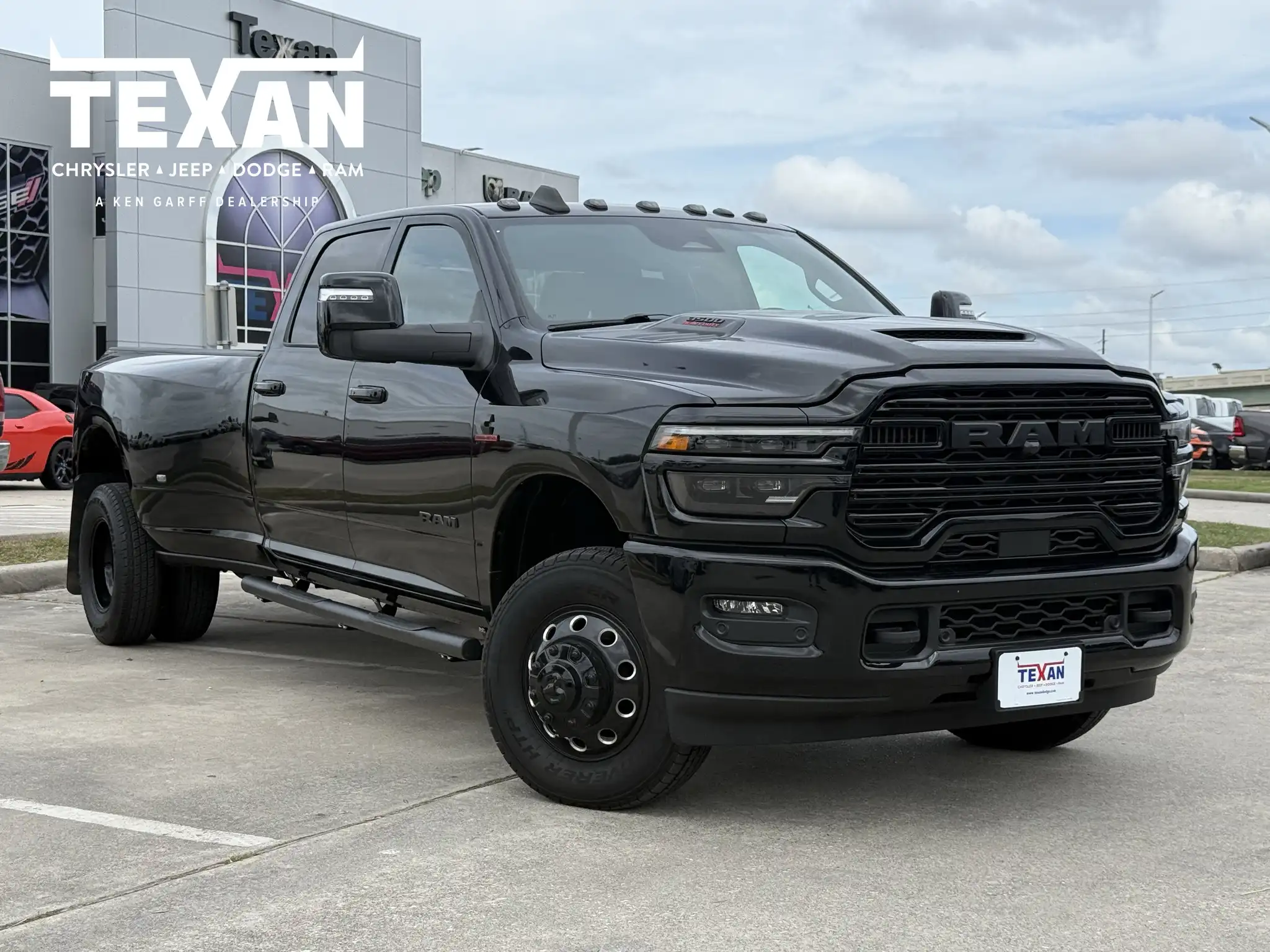 2025 RAM 3500 Laramie 4WD Crew Cab LWB's photo